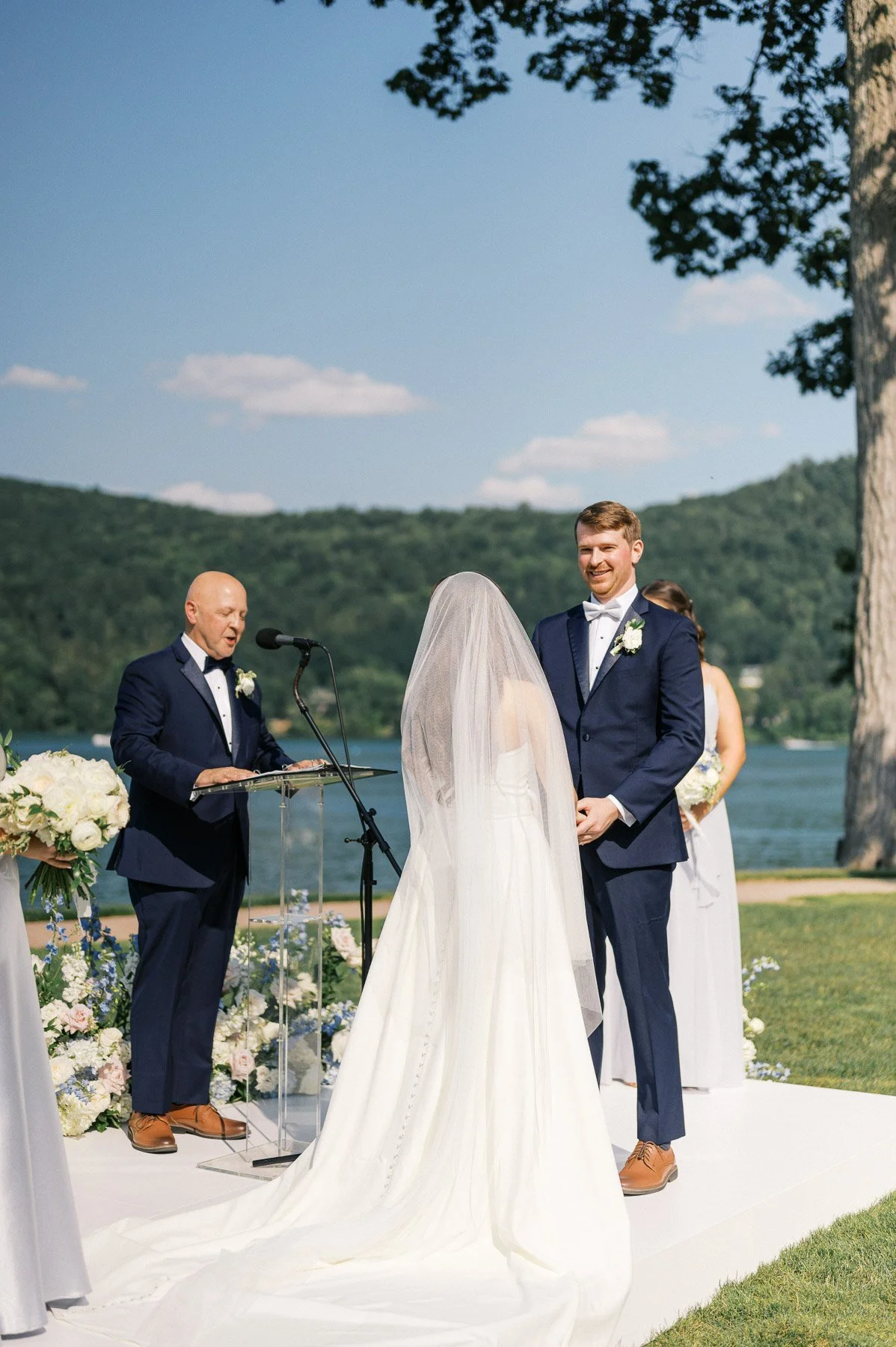 Otesaga Wedding by Michelle Lange Photography-125.jpg
