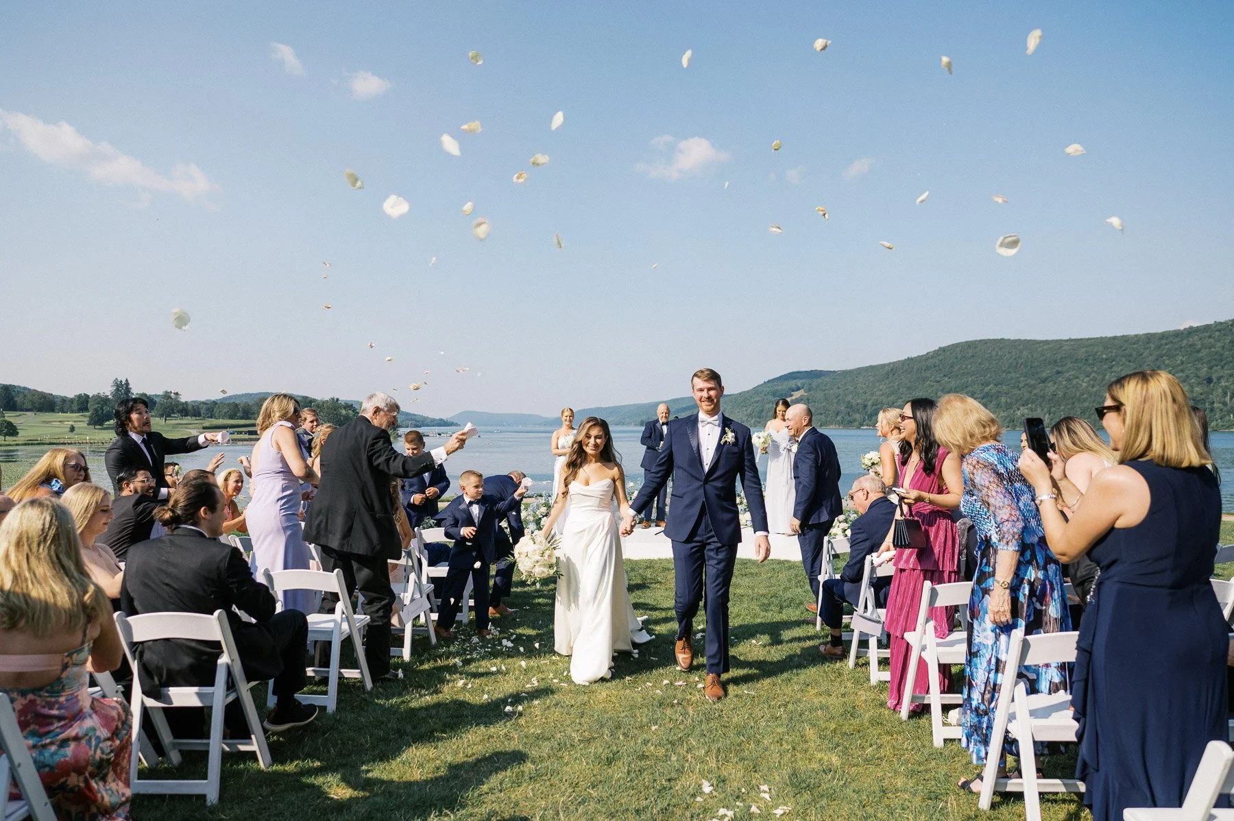 Otesaga Wedding by Michelle Lange Photography-155.jpg