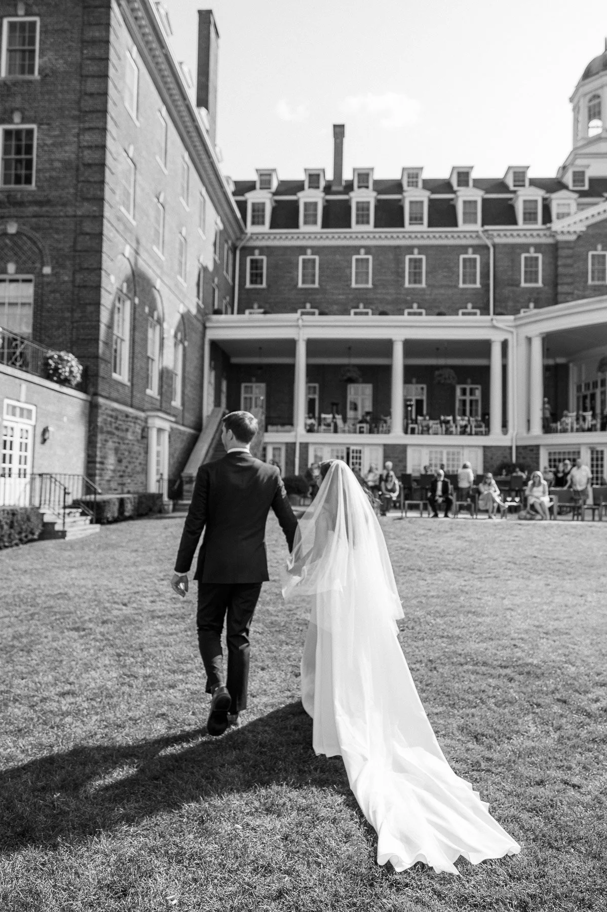 Otesaga Wedding by Michelle Lange Photography-159.jpg