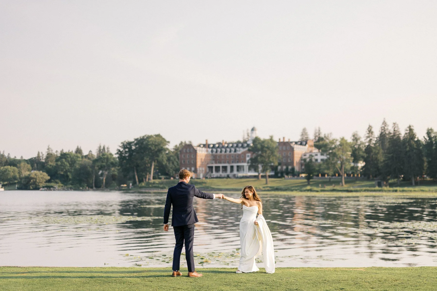 Otesaga Wedding by Michelle Lange Photography-186.jpg