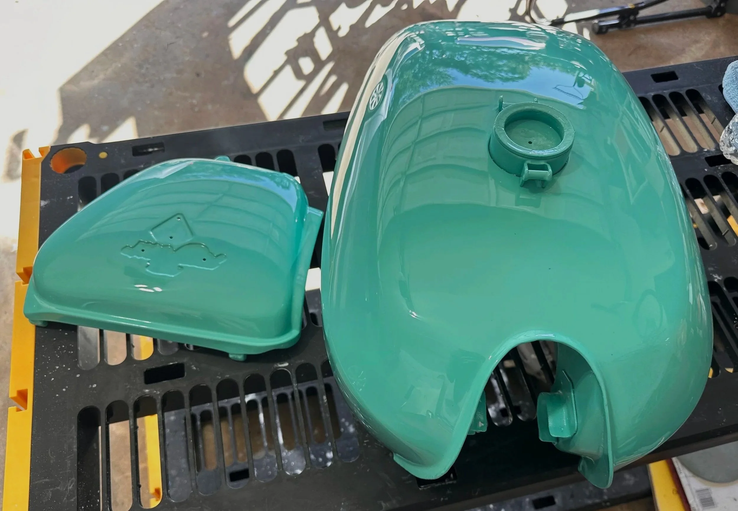 Turquoise%2BTank%2Band%2Bside%2BPanel%2B.jpg