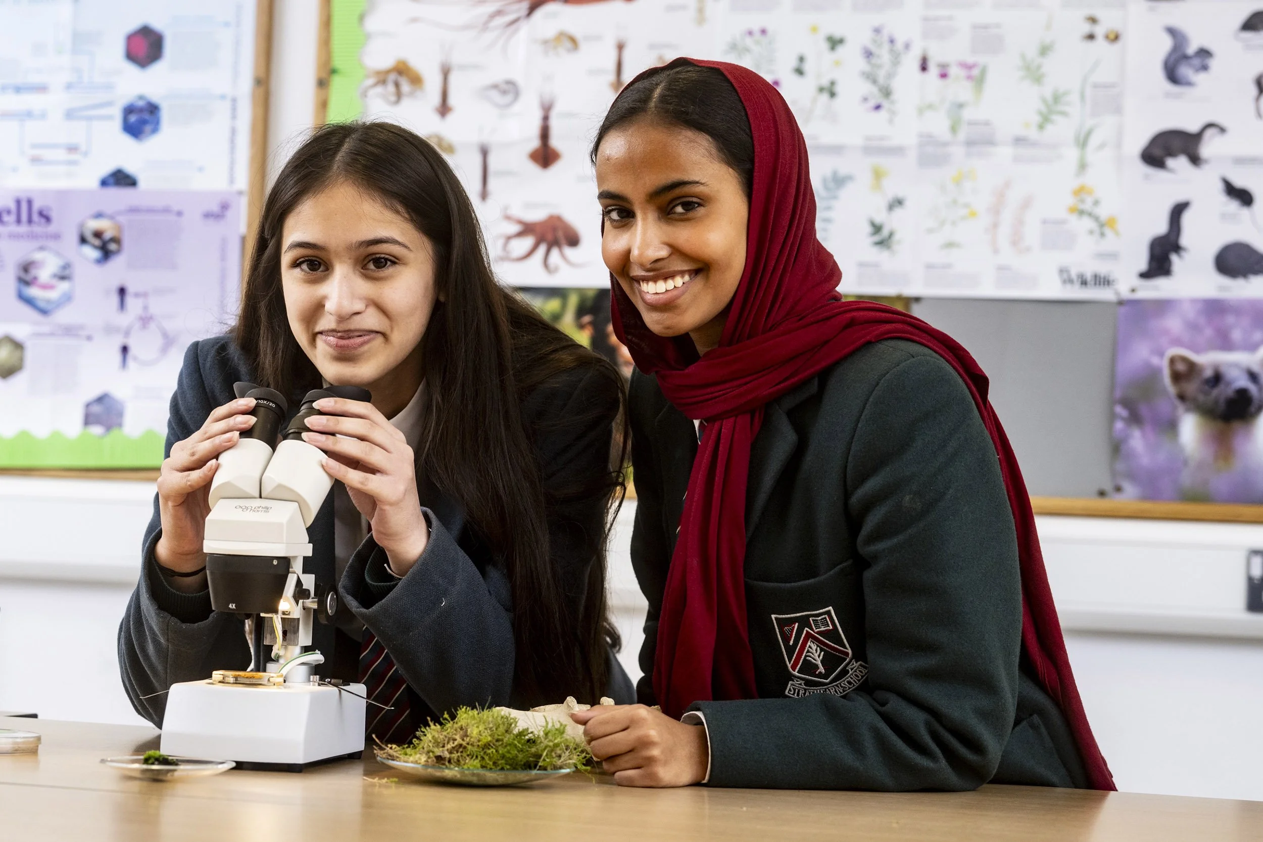 Strathearn girls in biology class