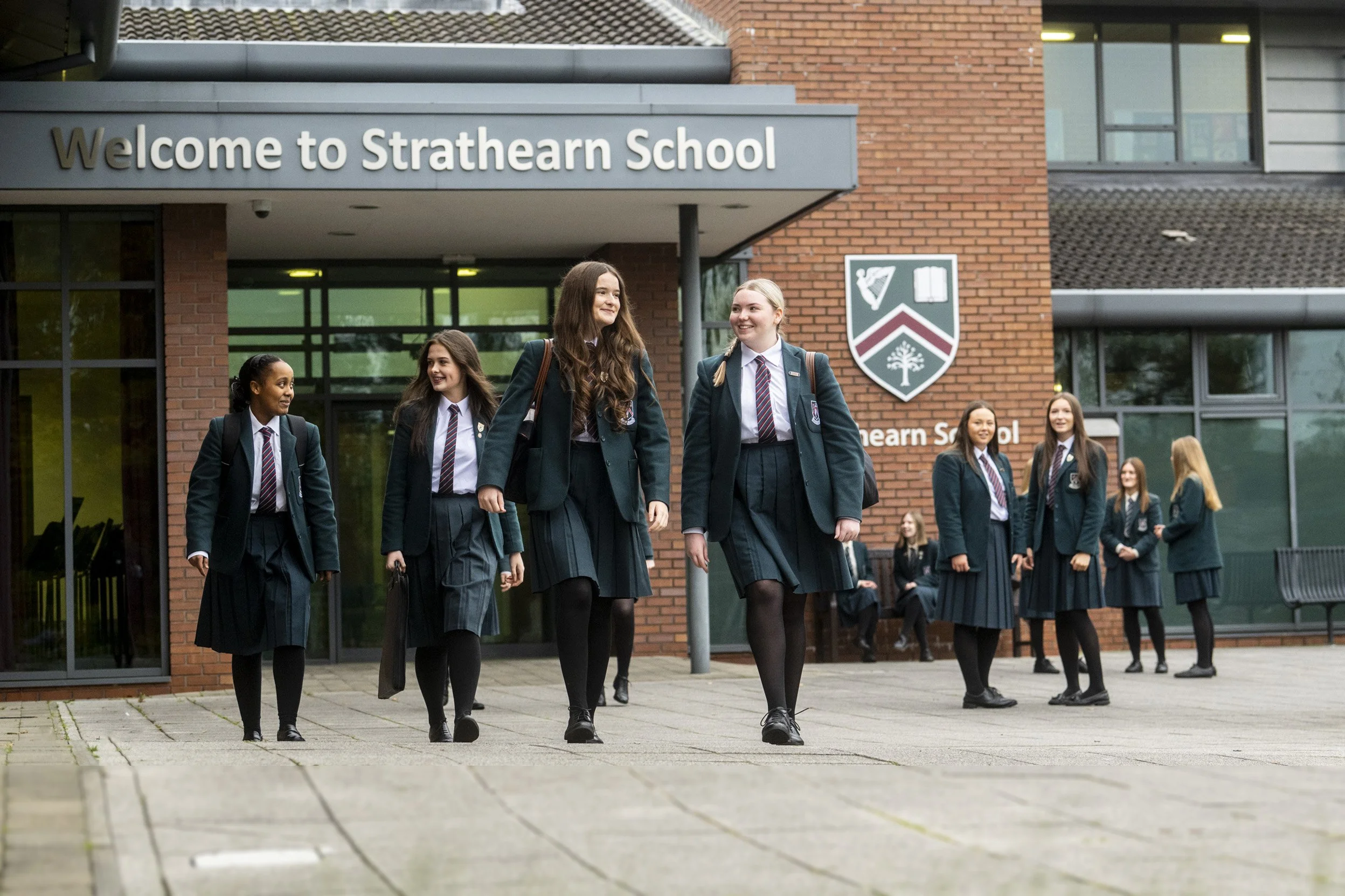 Welcome to Strathearn School