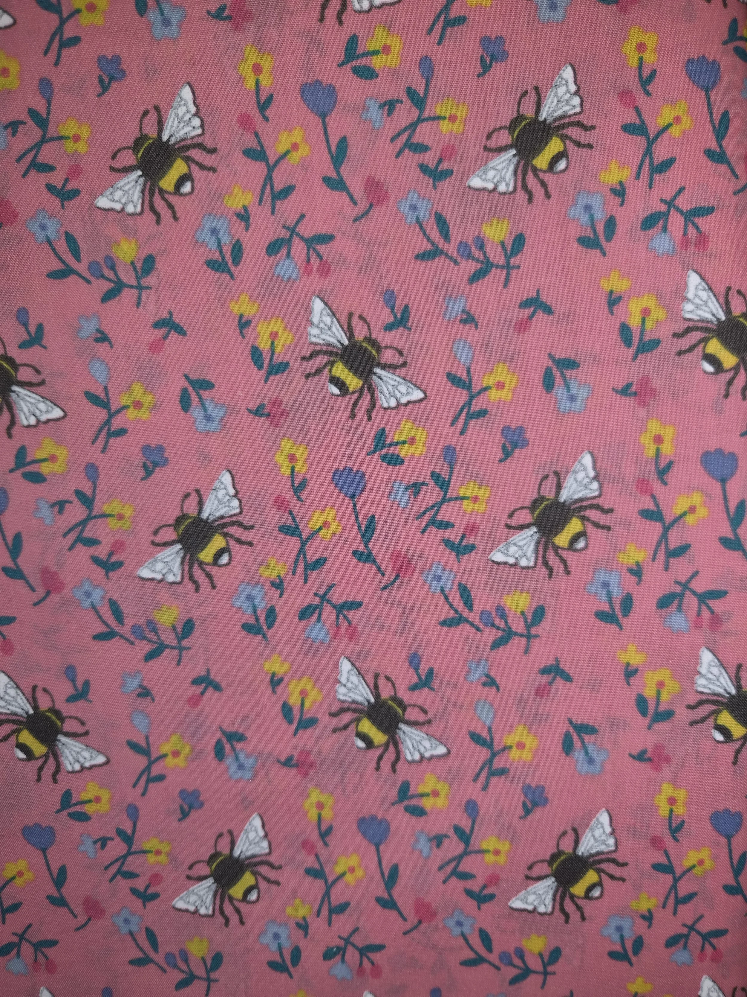 BUMBLEBEE POLYCOTTON BANDANA