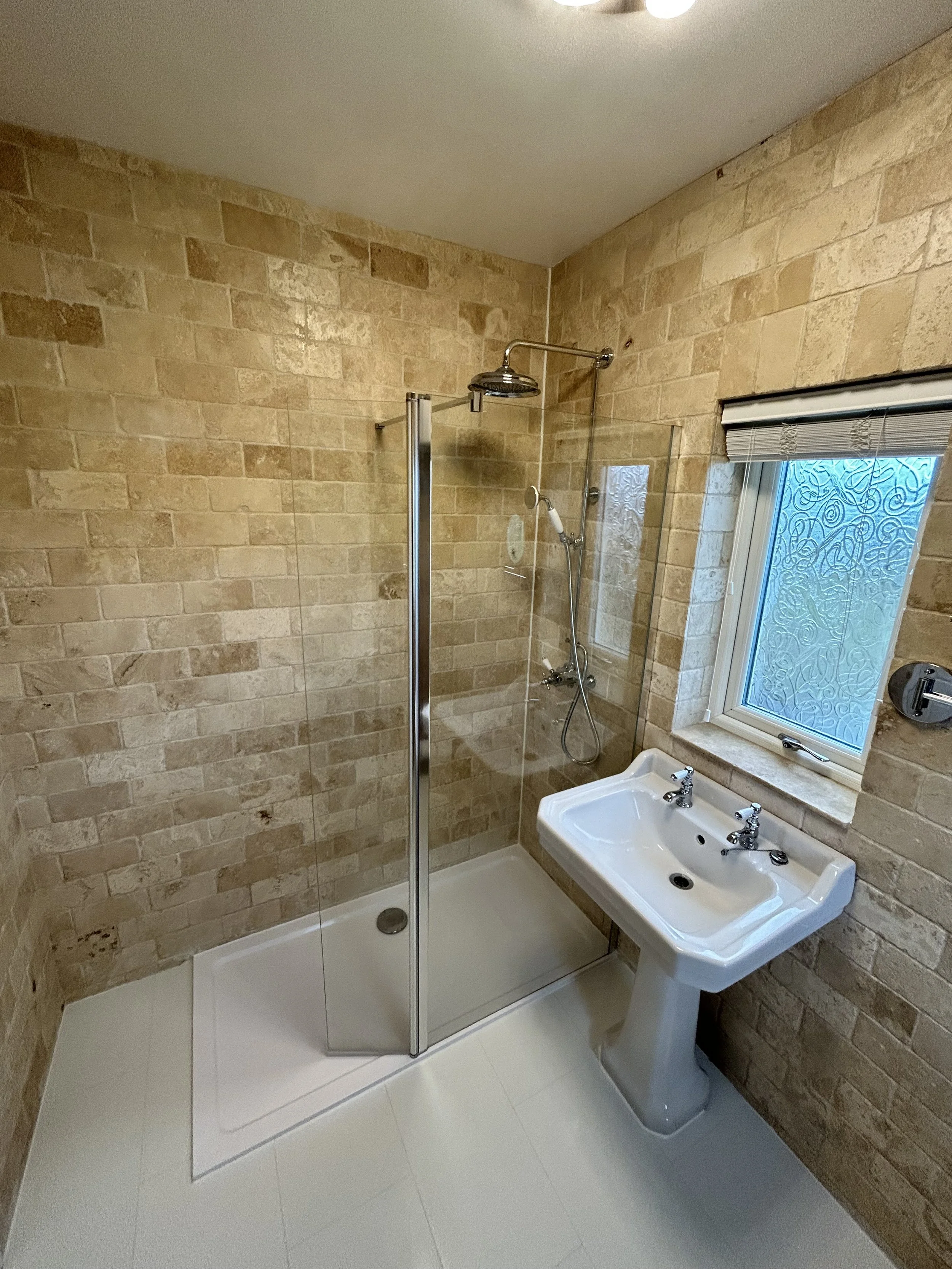 shower area 2.jpg