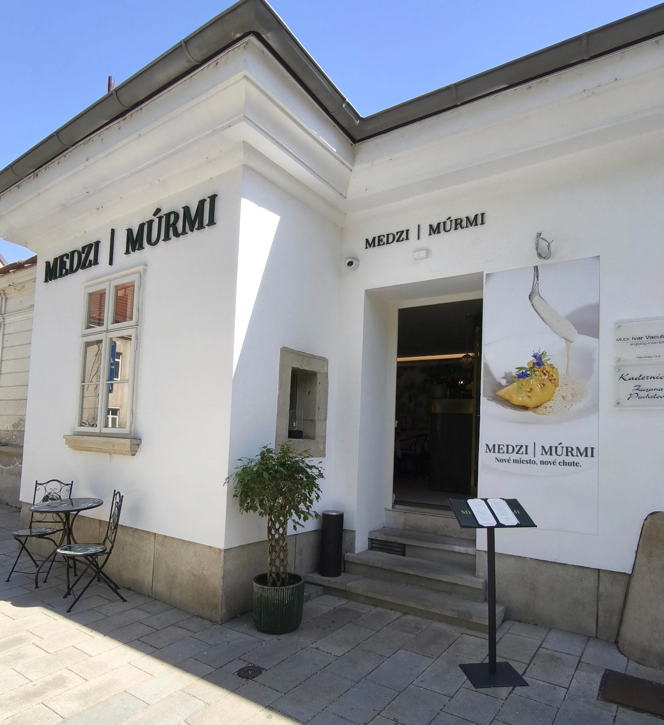 Vitajte v reštaurácii MEDZI MÚRMI Trnava