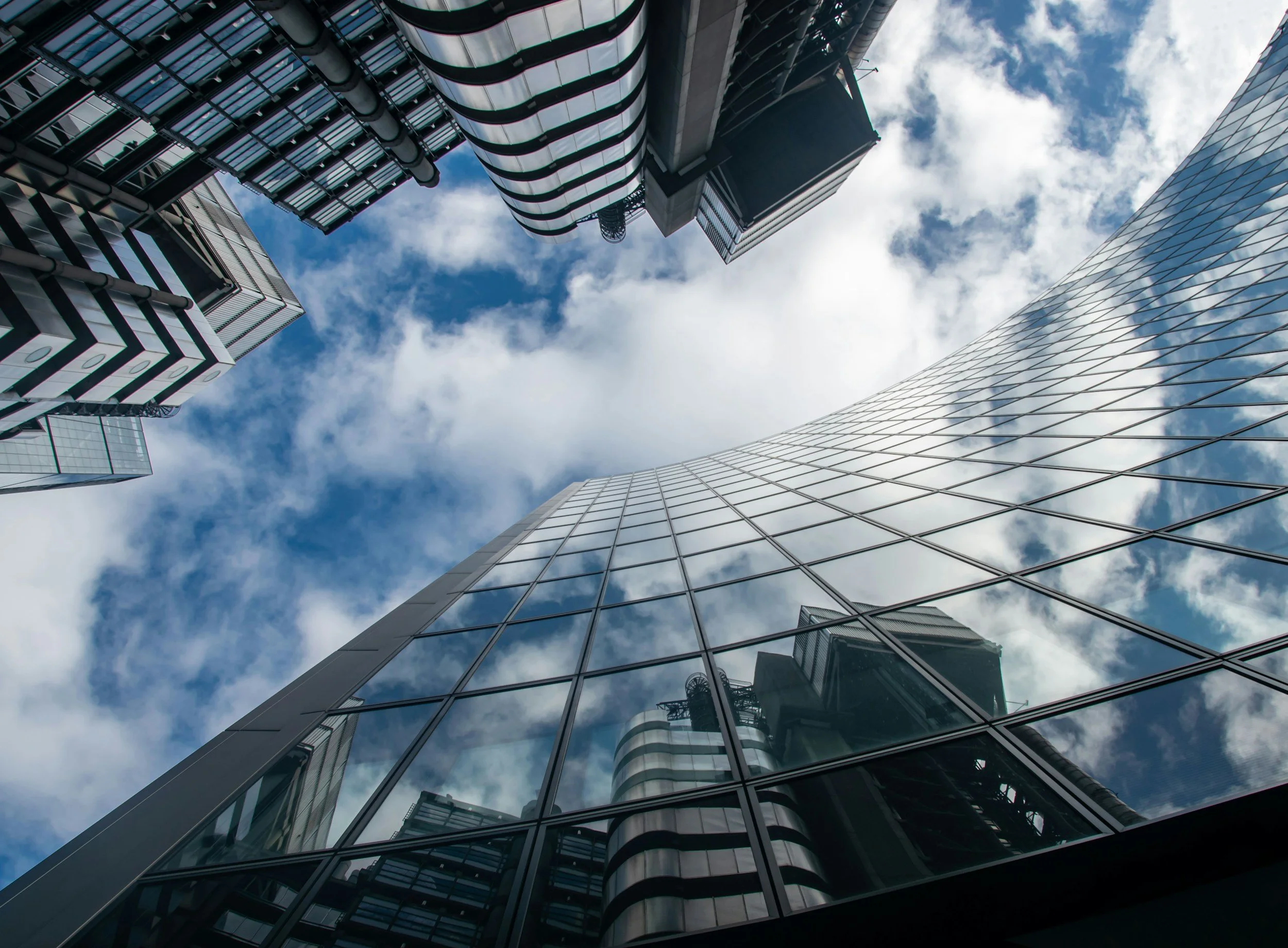 Change professional tailoring PRINCE2 and ADKAR approaches for different organisational sizes