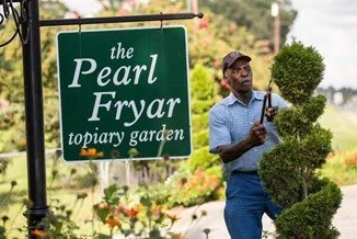 Pearl Fryar 2.jpg