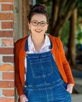 Donna Barba Higuera 1.jpg