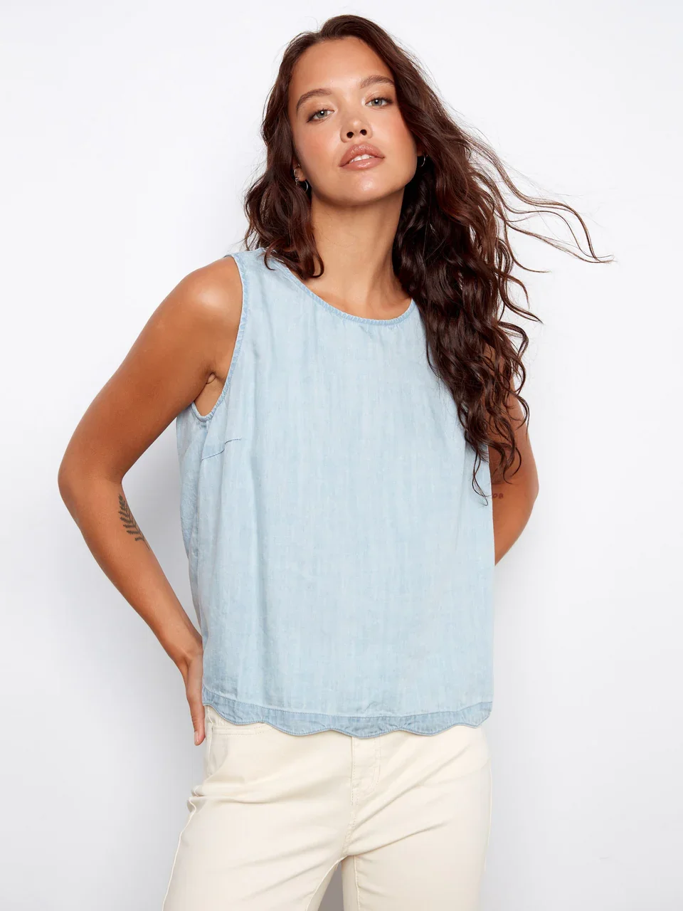 cwb-tencel-sleeveless-scalloped-top-bleu-pale-lt-blue-1-c4698140_960x_crop_center.webp
