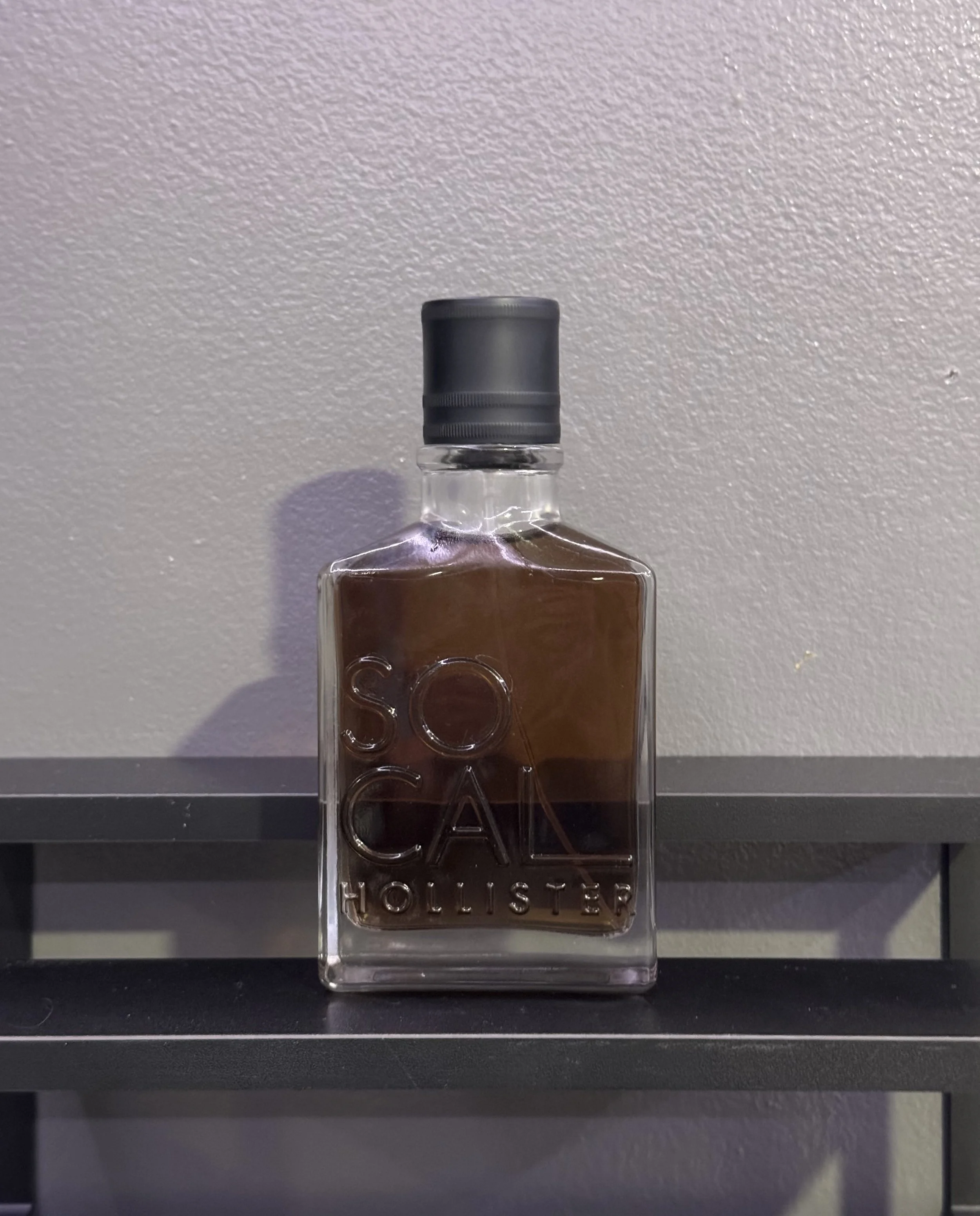 Hollister Socal (Discontinued) NO BOX