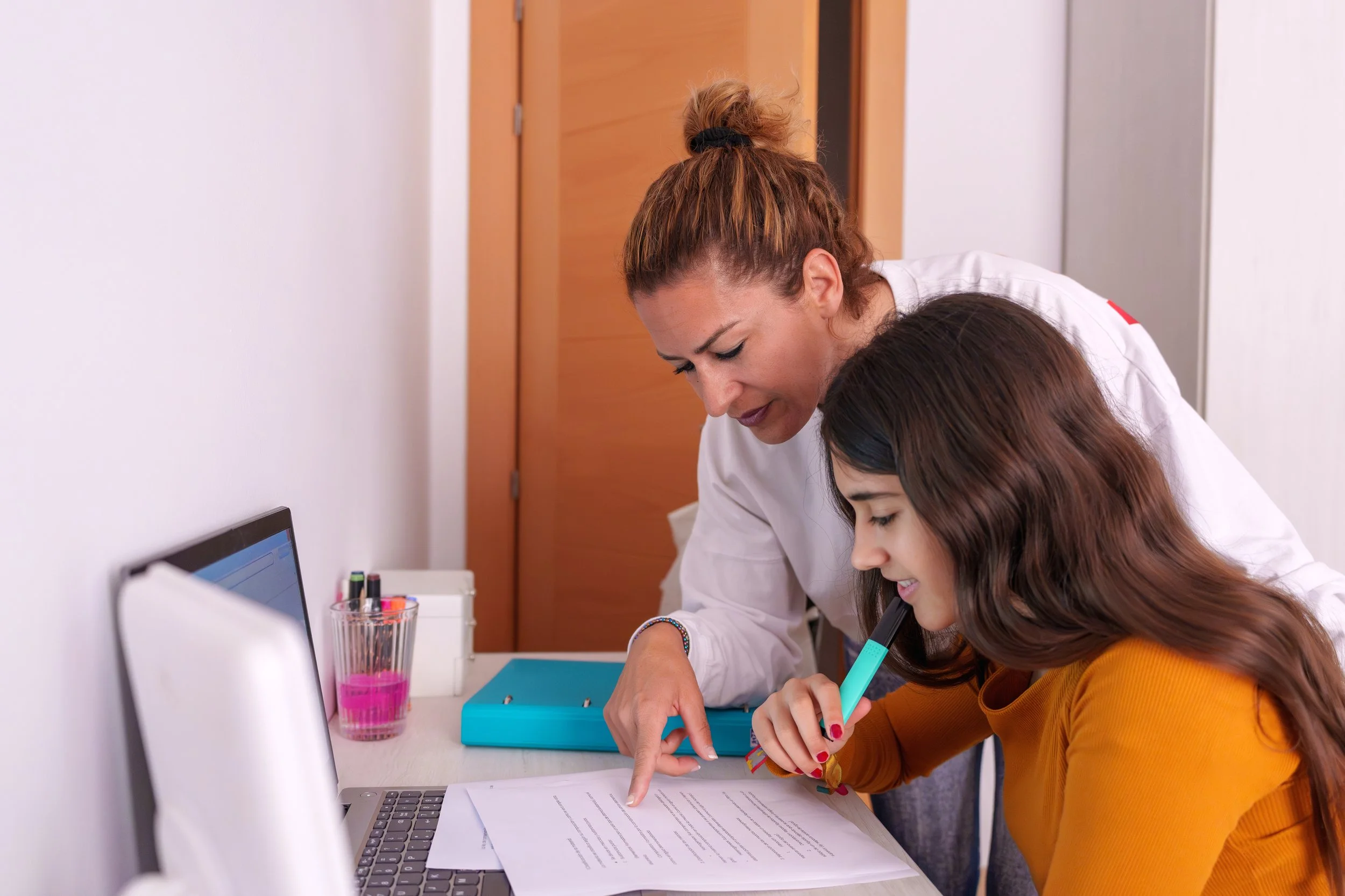 Consultation for Personalized Tutoring K-12, (30-45 min.) (via Zoom, WhatsApp, WeChat or Videocall)