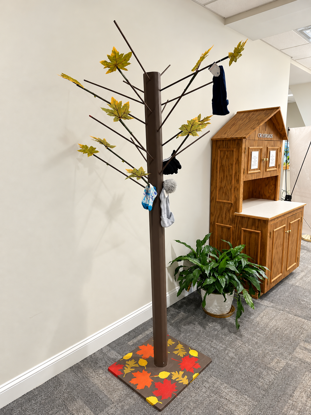 Mitten Tree: Help Keep Local Students Warm