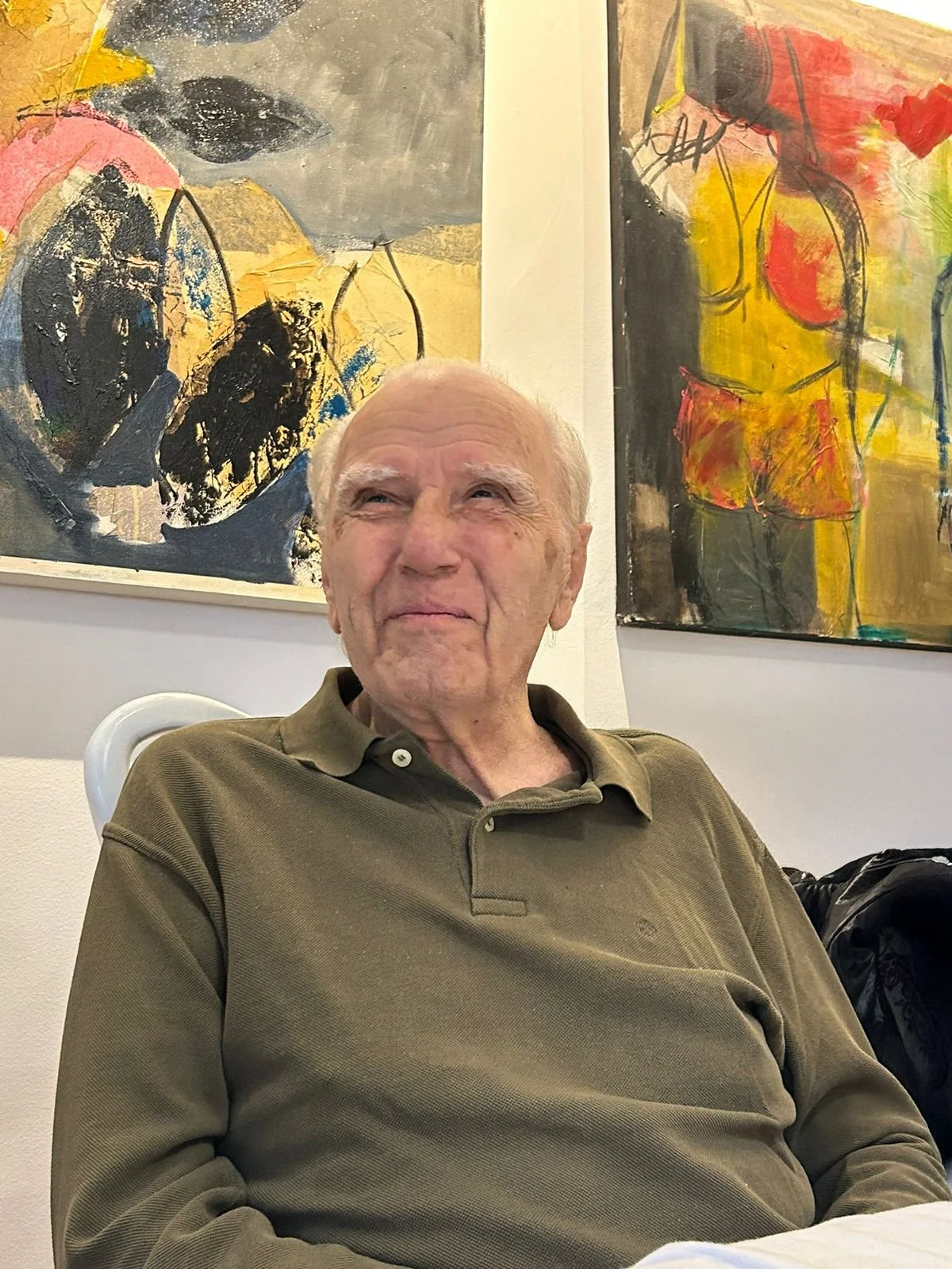 Portrait of the founder's grandfather, whose love of language and writing inspired the creation of Colibri Connections.