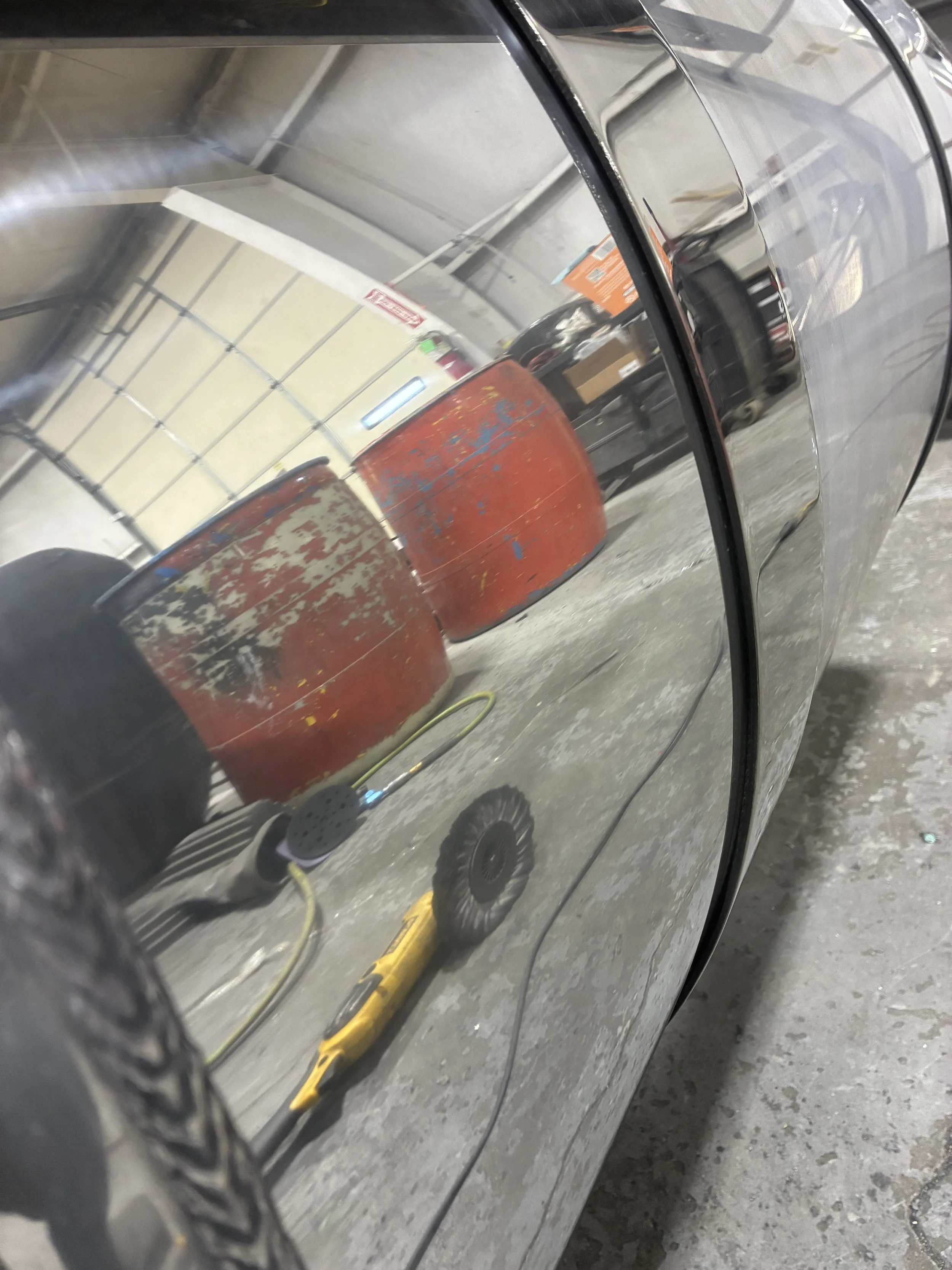 Mirrored finish Tank 2 of 2