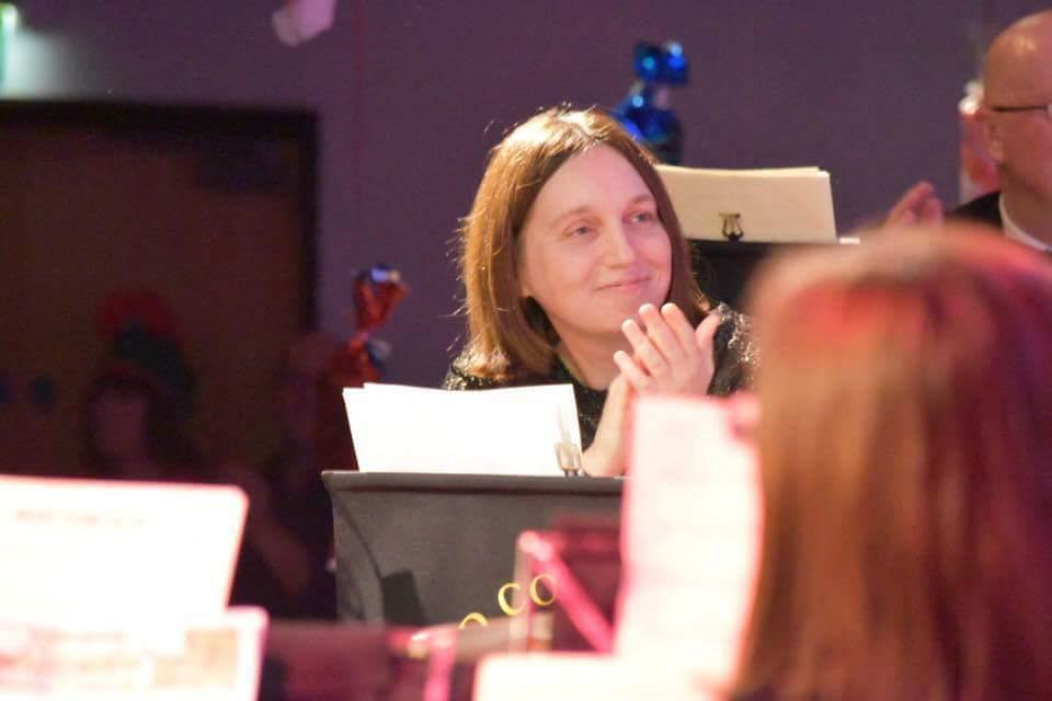 Elaine Close clapping
