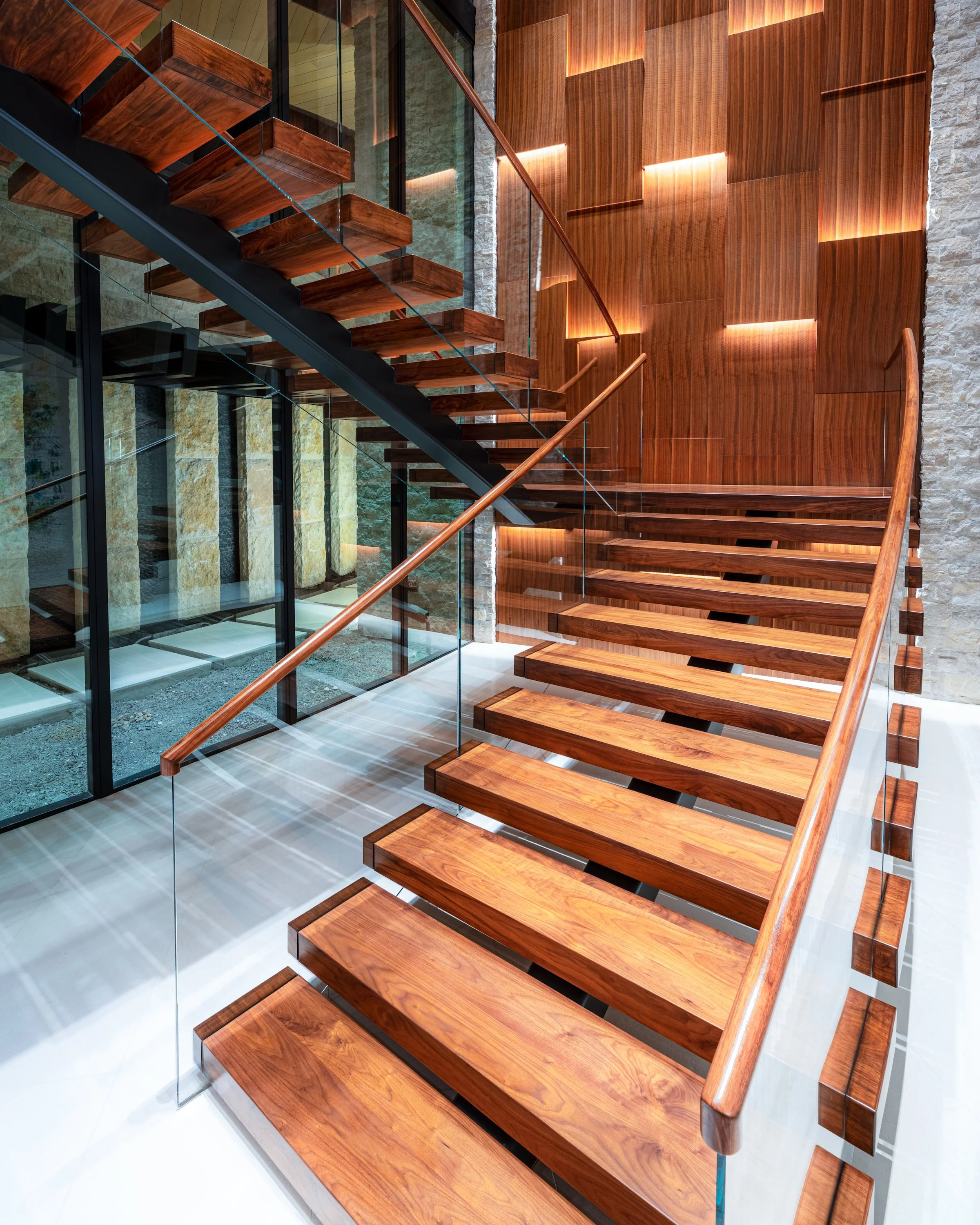 JD Stairs-Best Curved Stairway - Modern  - Large 1.JPG