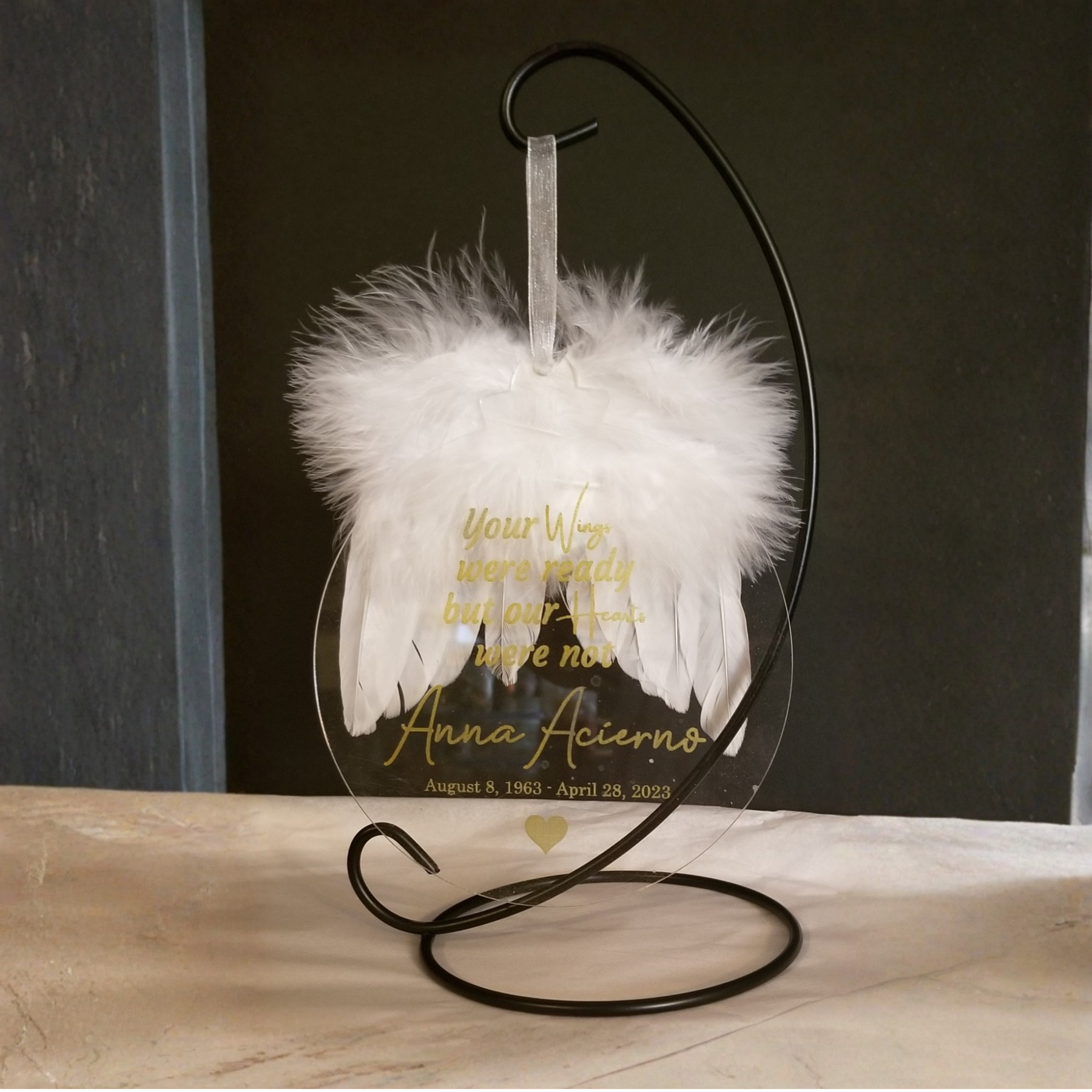 ACRYLICS:  
Ornaments * Lights & Plug-in Nightlights * Keychains* Signs *  Bookmarks * Etc.