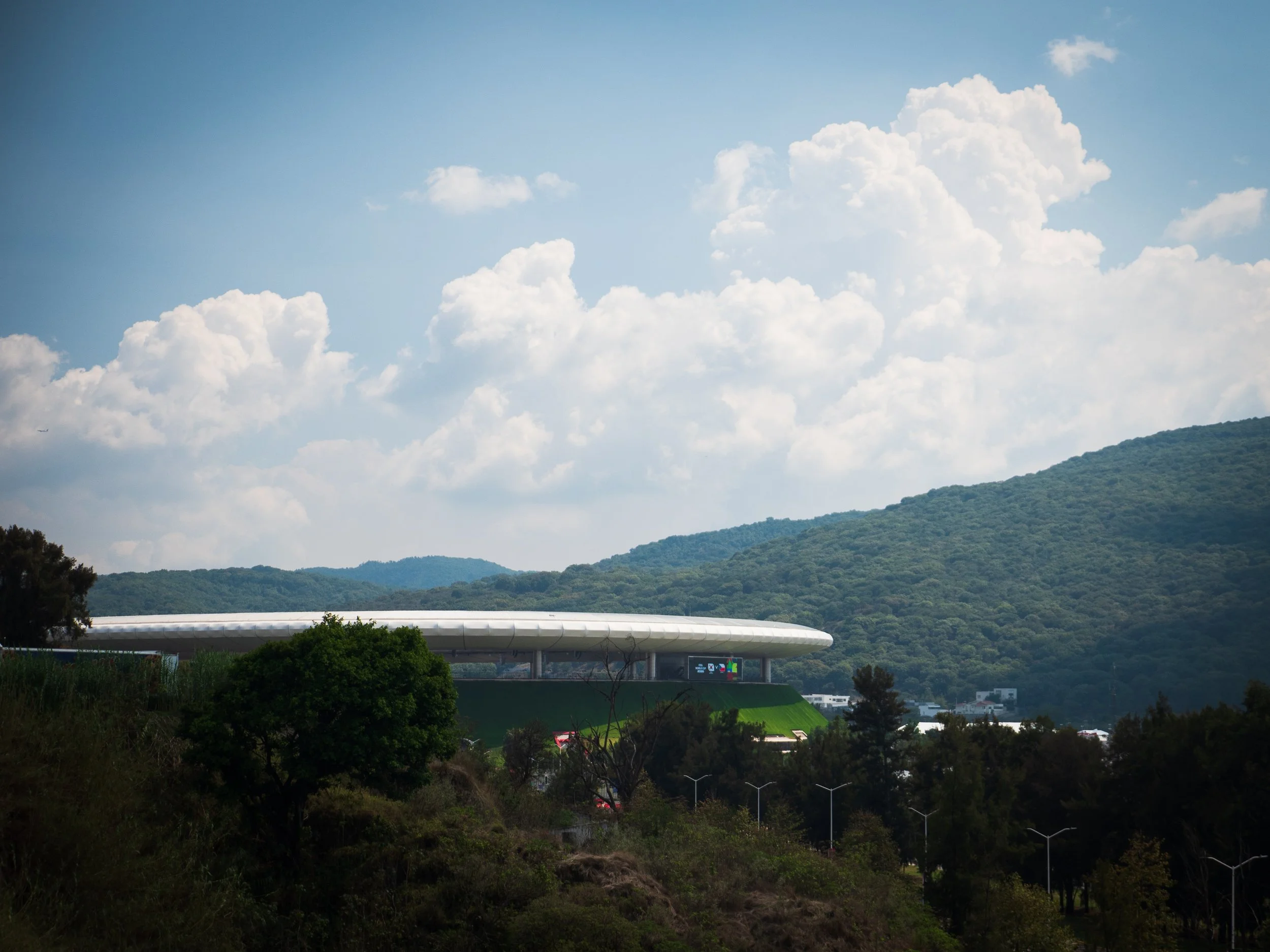 Estadio Akron ƒ/2.8 | 1/1250s | 76mm