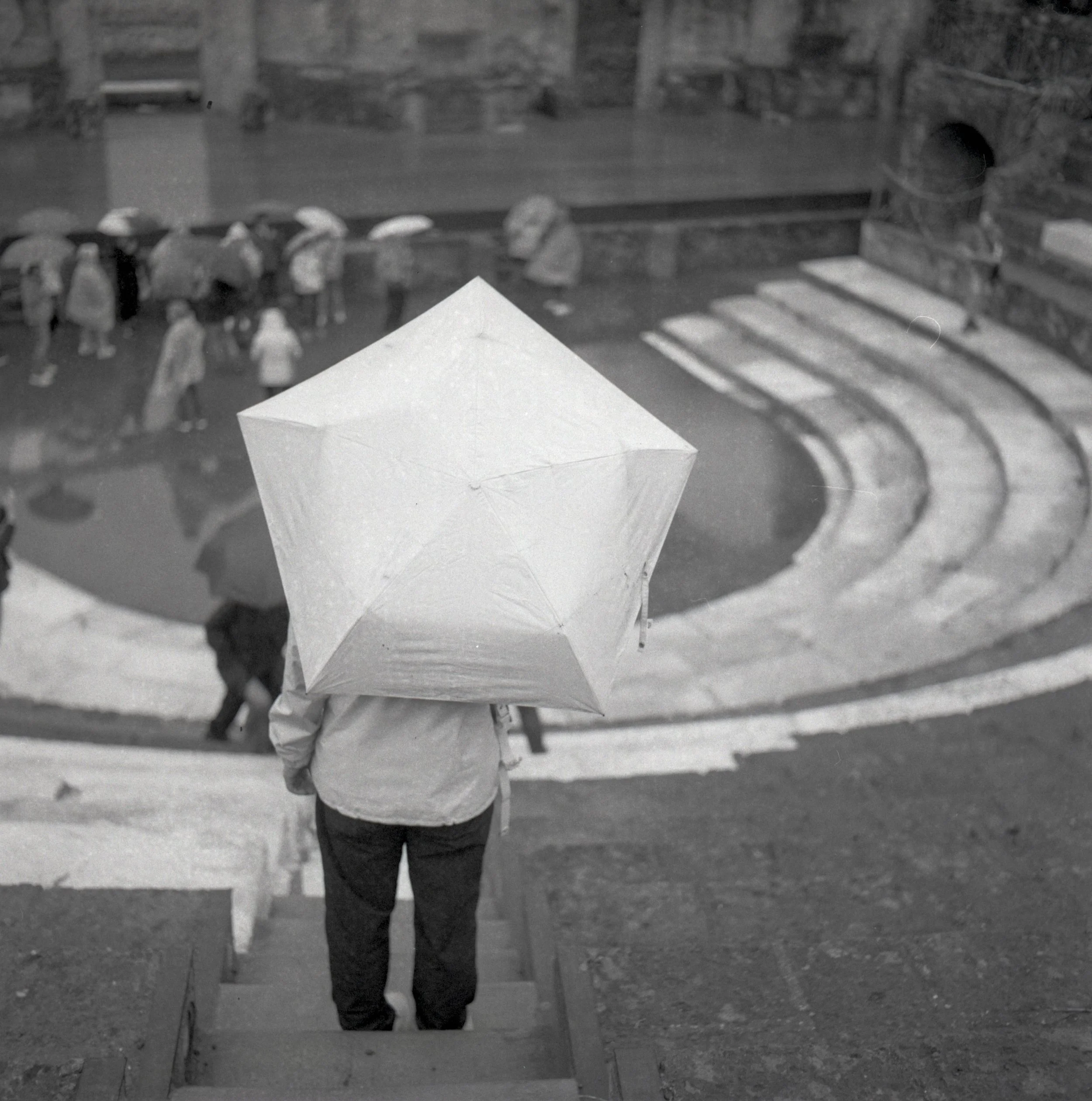 #08_26_Rolleiflex_TriX400_Iso400_4.jpg