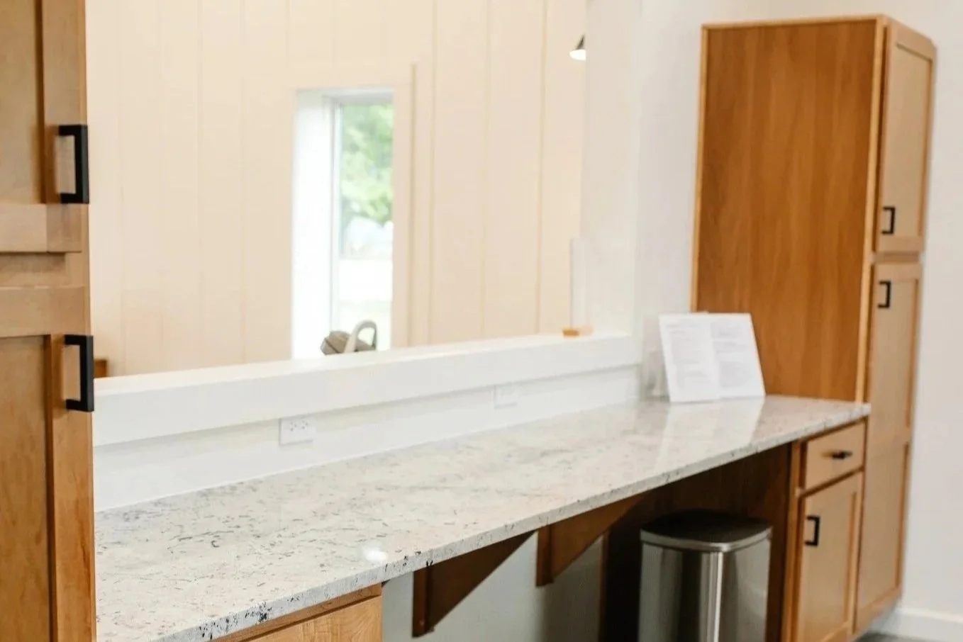 extra storage in kitchenette to store all necessities