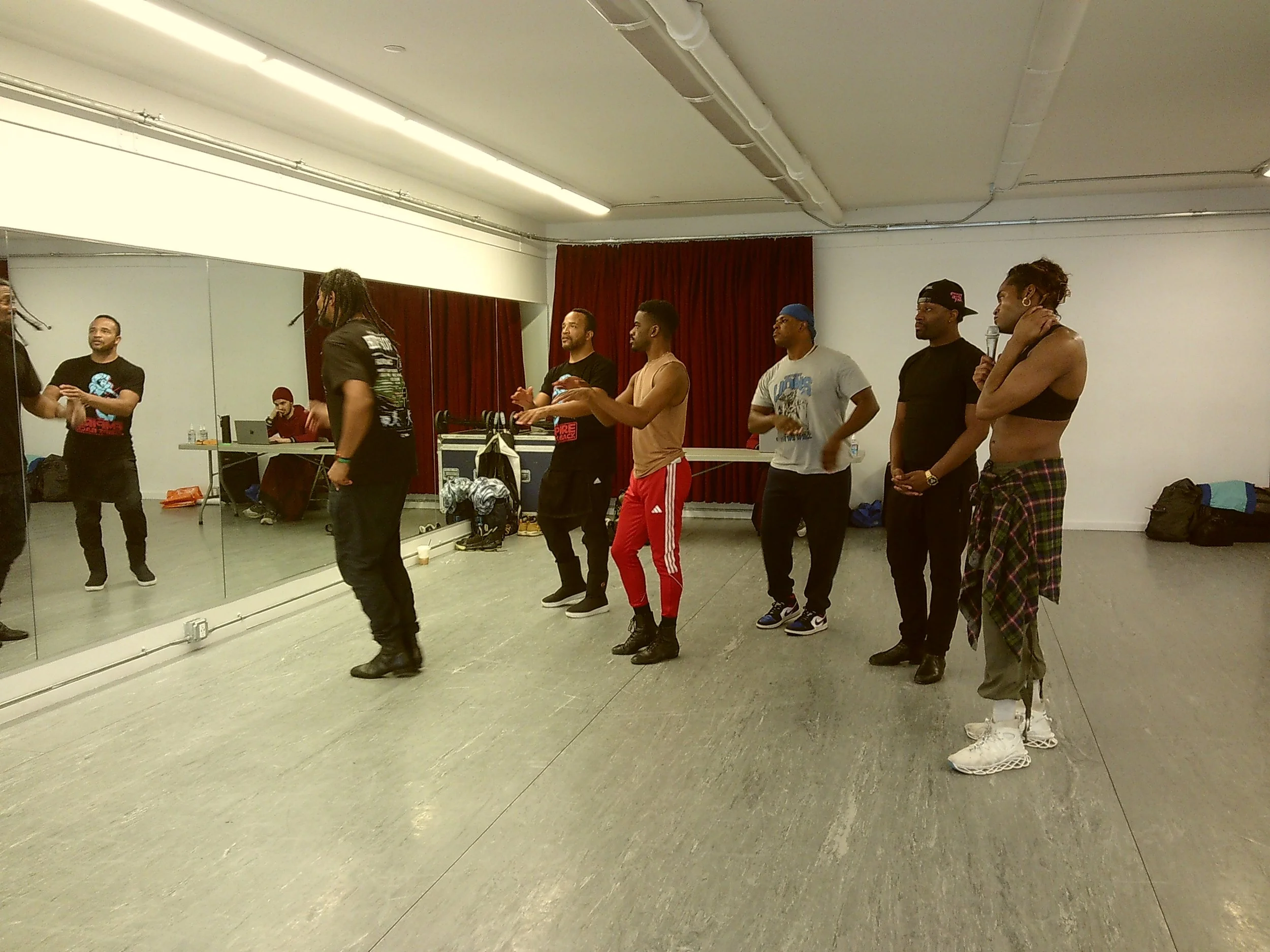 Treston J. Henderson - Spotlight Broadway Intensive - Oak Rideg Tenessee - Young Actors - Dancer - Singer - Actor - Young Performers - Train for Broadway - Broadway Internships - Aspiring Performers - Tenessee Actors - Theatre Teacher - Vocal Coach