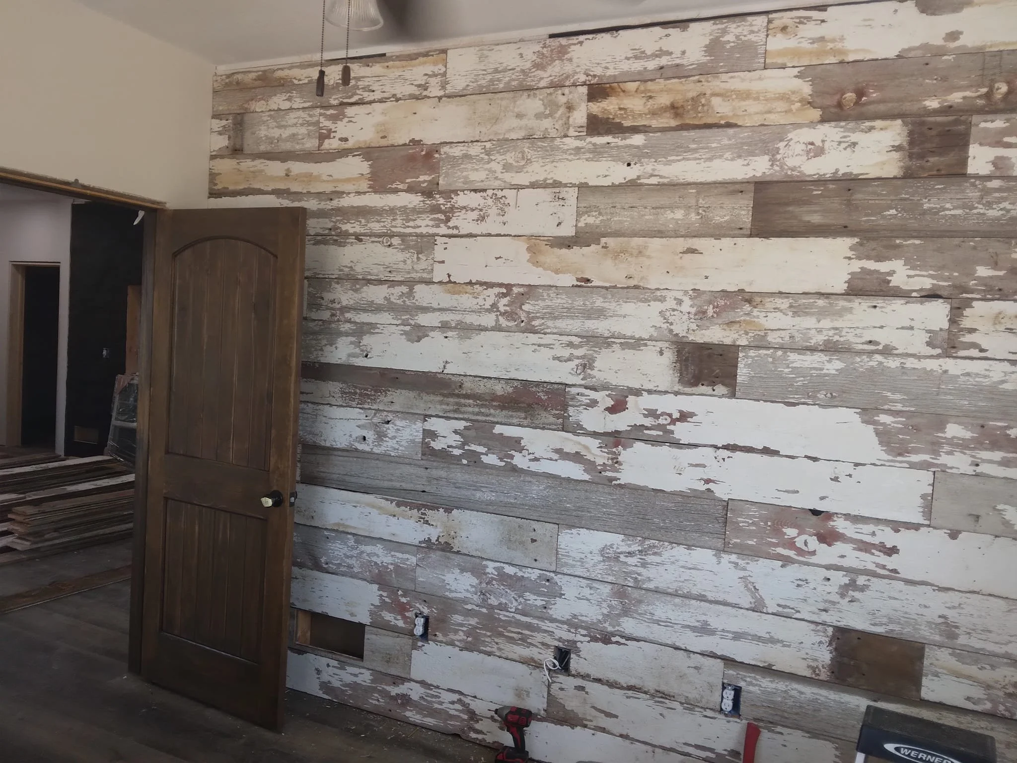 Professional Contractor Cole Camp, Missouri finishing work