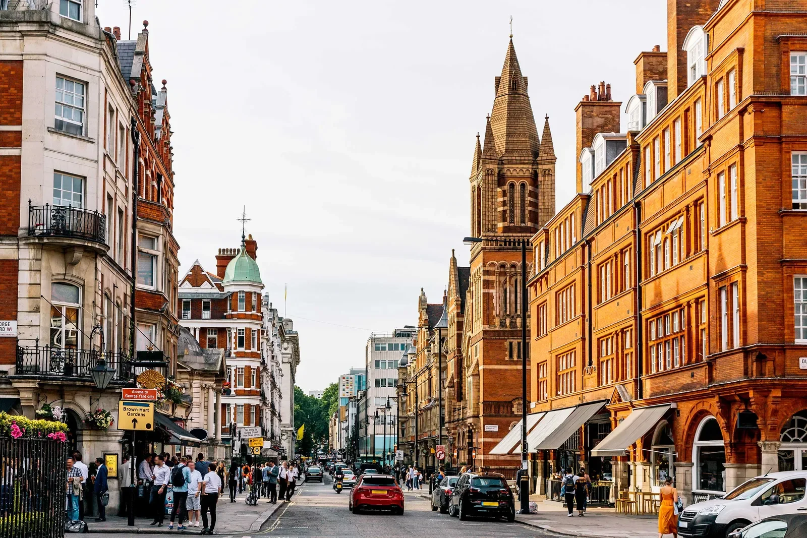 mayfair-gettyimages-1198067801.webp