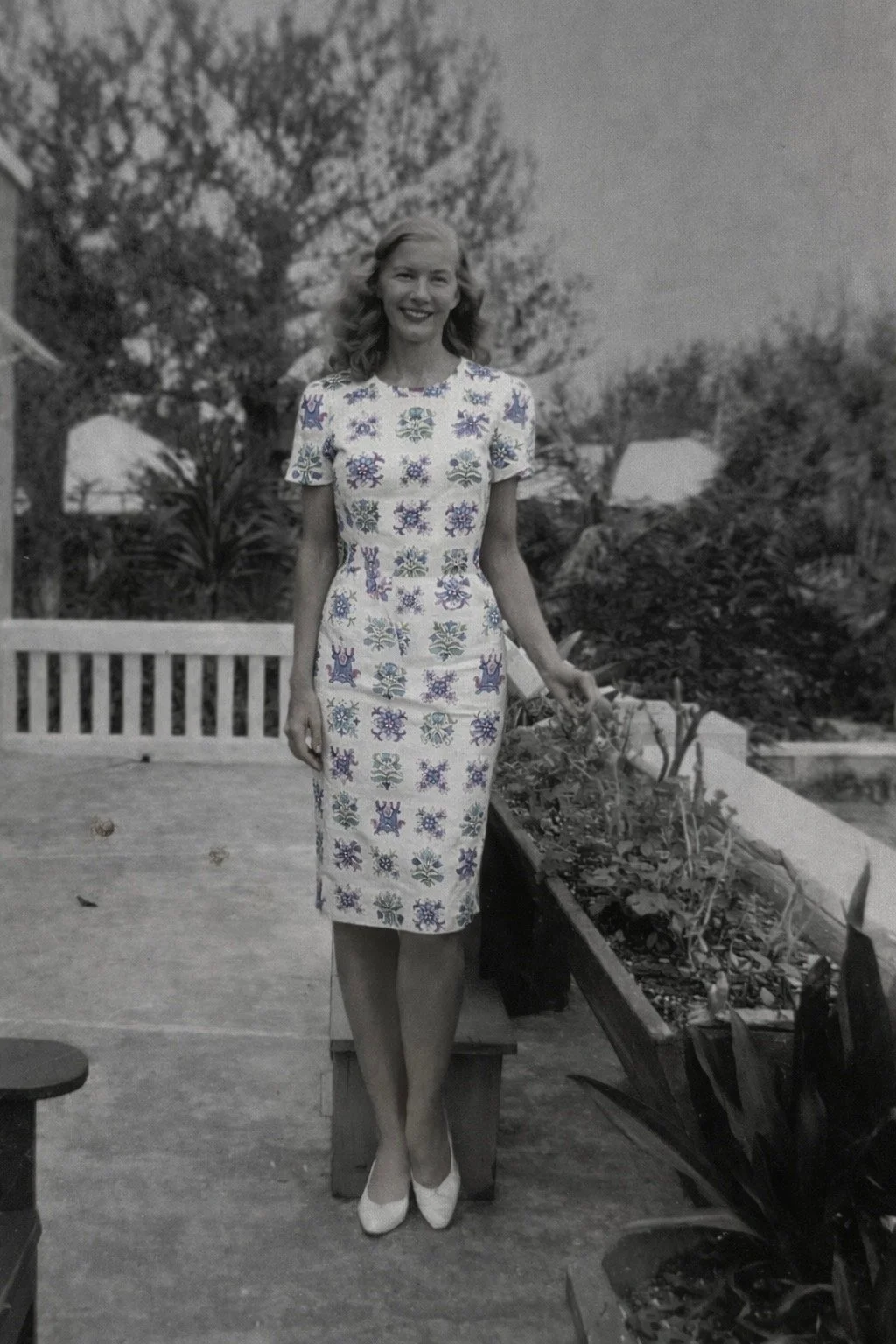 cotton swedish print dress old photo.jpg