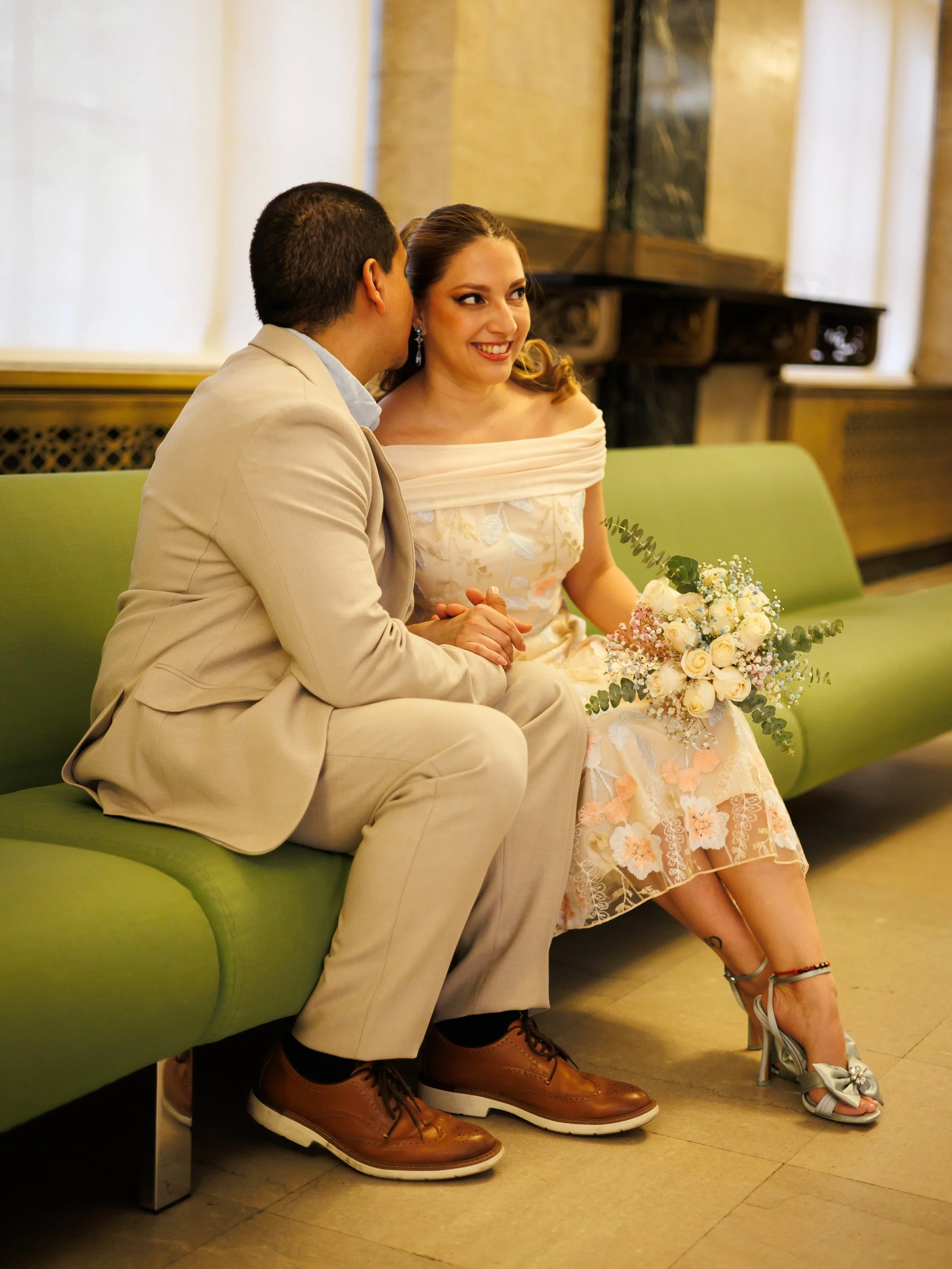 Karla and Dario had such a beautiful NYC Courthouse Wedding! More to come as I'm still finishing their gallery, but had to share this one because it was so sweet! 💚