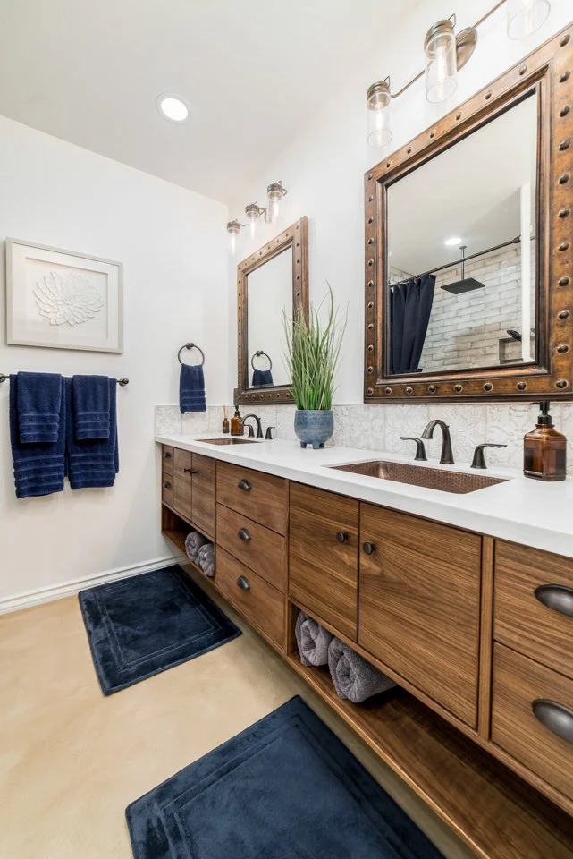 7122 N Perguia Way - Air BnB Images-26.jpg