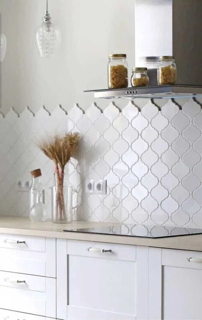 AZULEJO CURVILINEO BLANCO CRISTAL ALCOCERAM