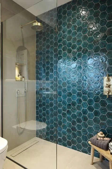 BAÑO AZULEJO EXAGONAL VERDE AZULADO ALCOCERAM