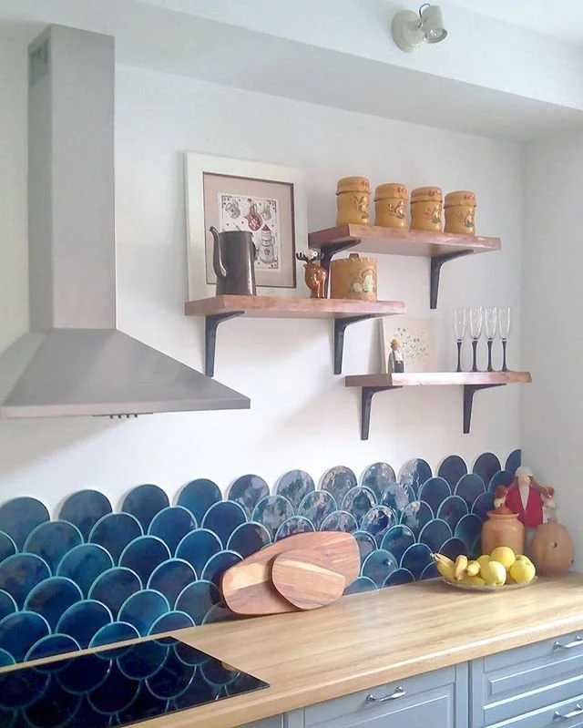 COCINA ESCAMAS AZUL  ALCOCERAM