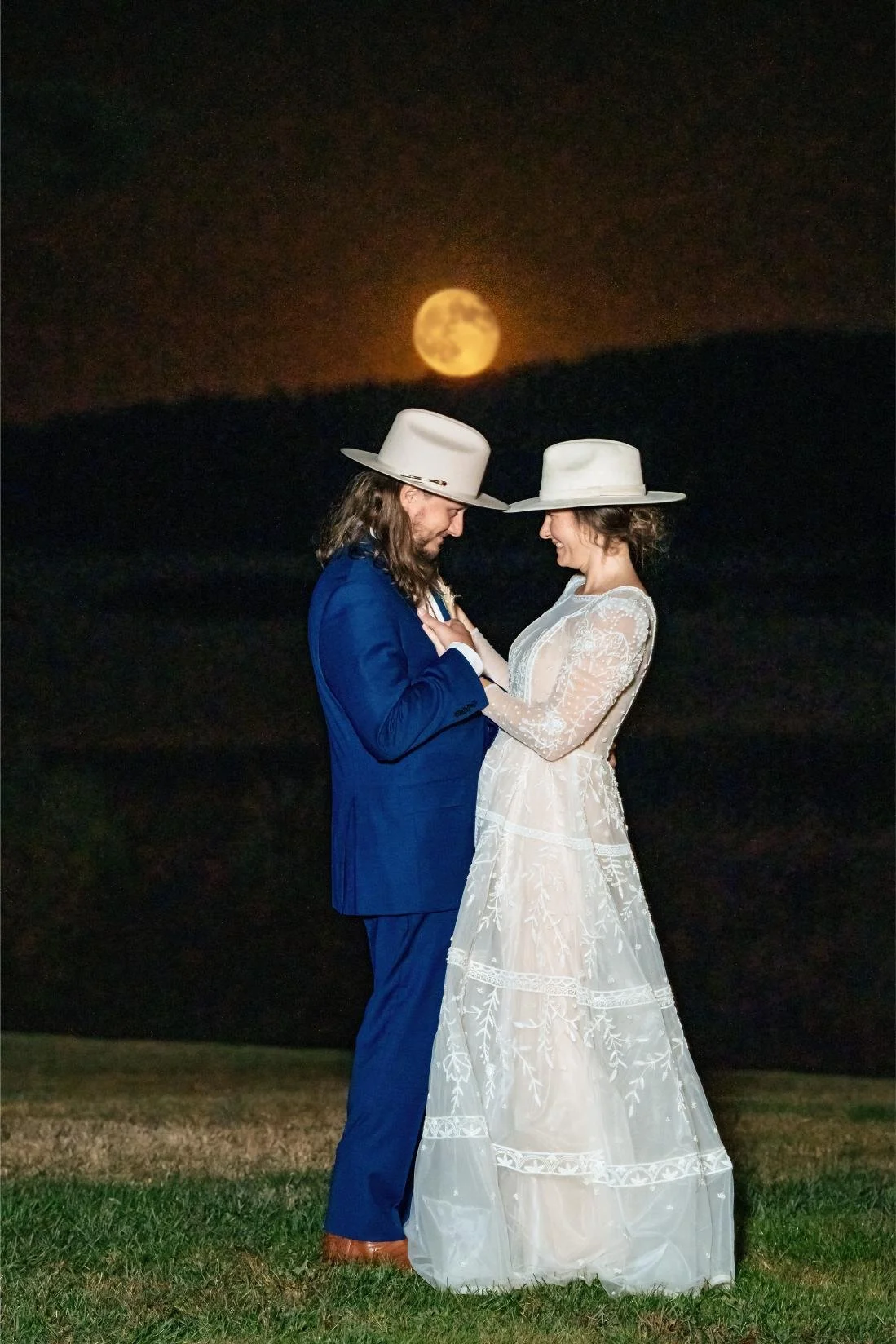 101924 - Tressa  Trey - moon connected.jpg
