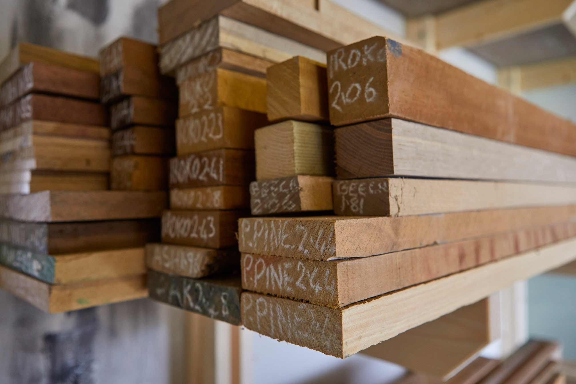 New project – Dining table benches: phase 1 sketches &amp; wood sourcing