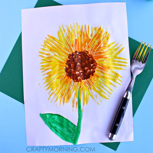 fork-print-sunflower-craft-for-kids.webp