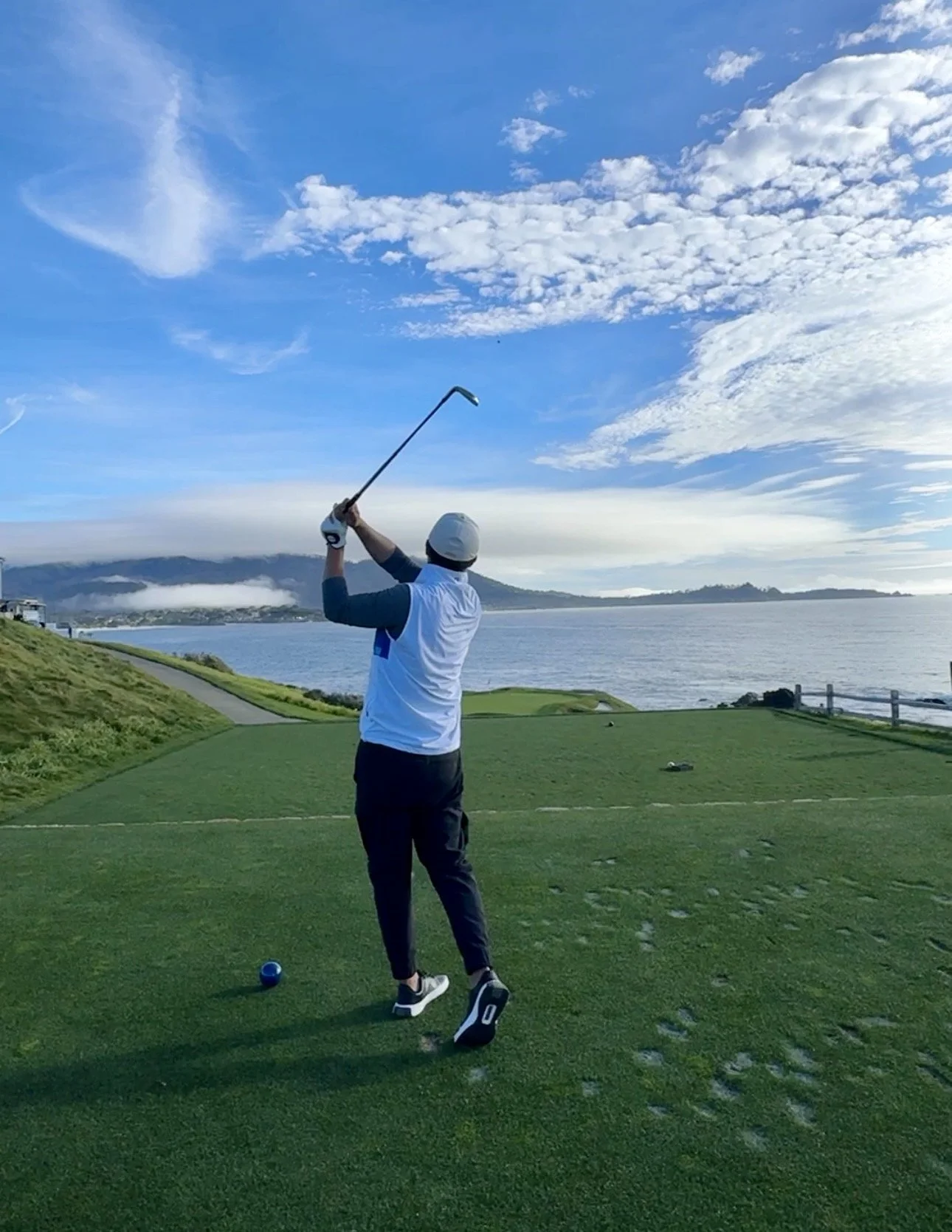 Kevin Geng playing at Pebble Beach Golf Links oceanfront golf course California