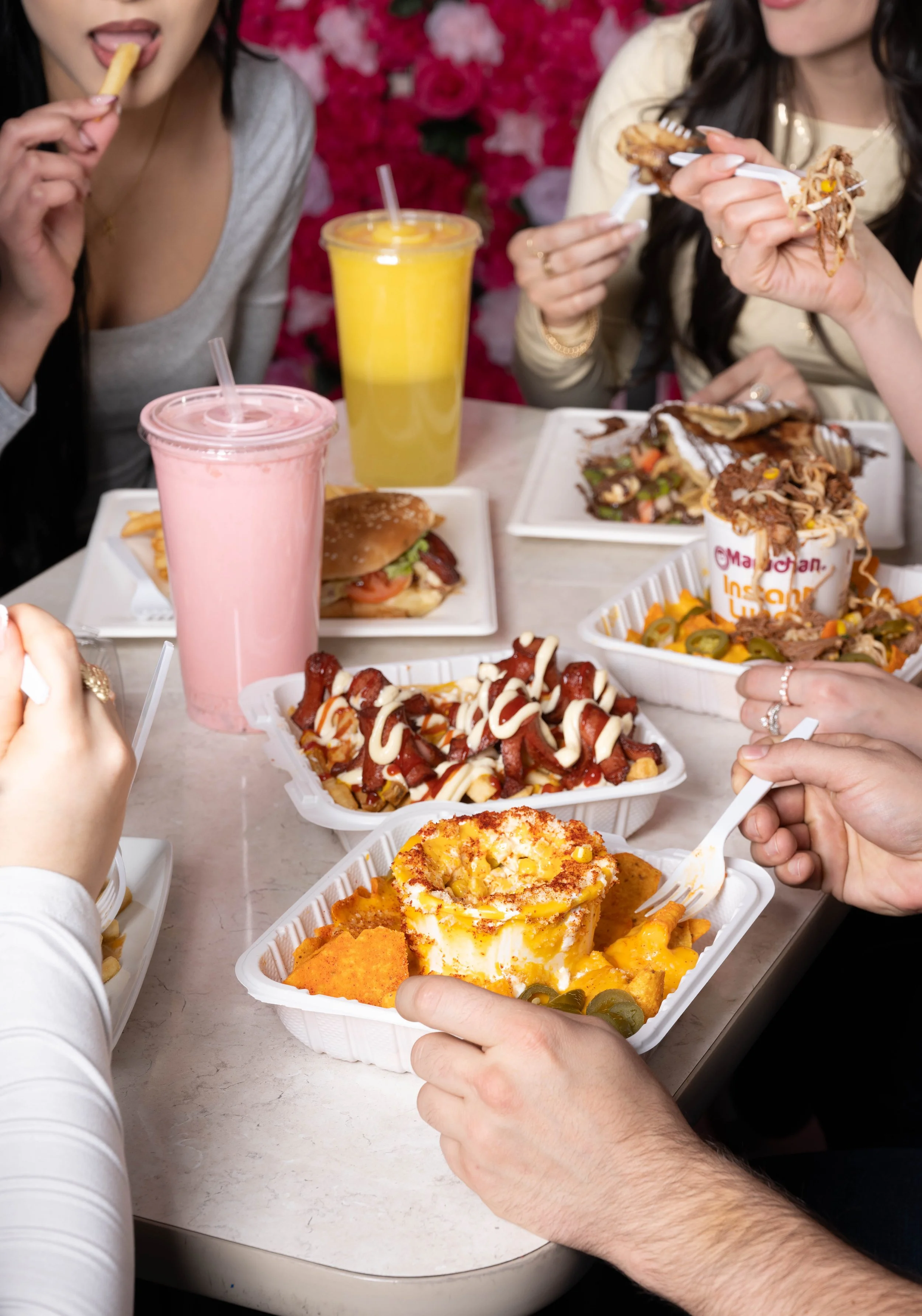 eating together 2-6167.jpg