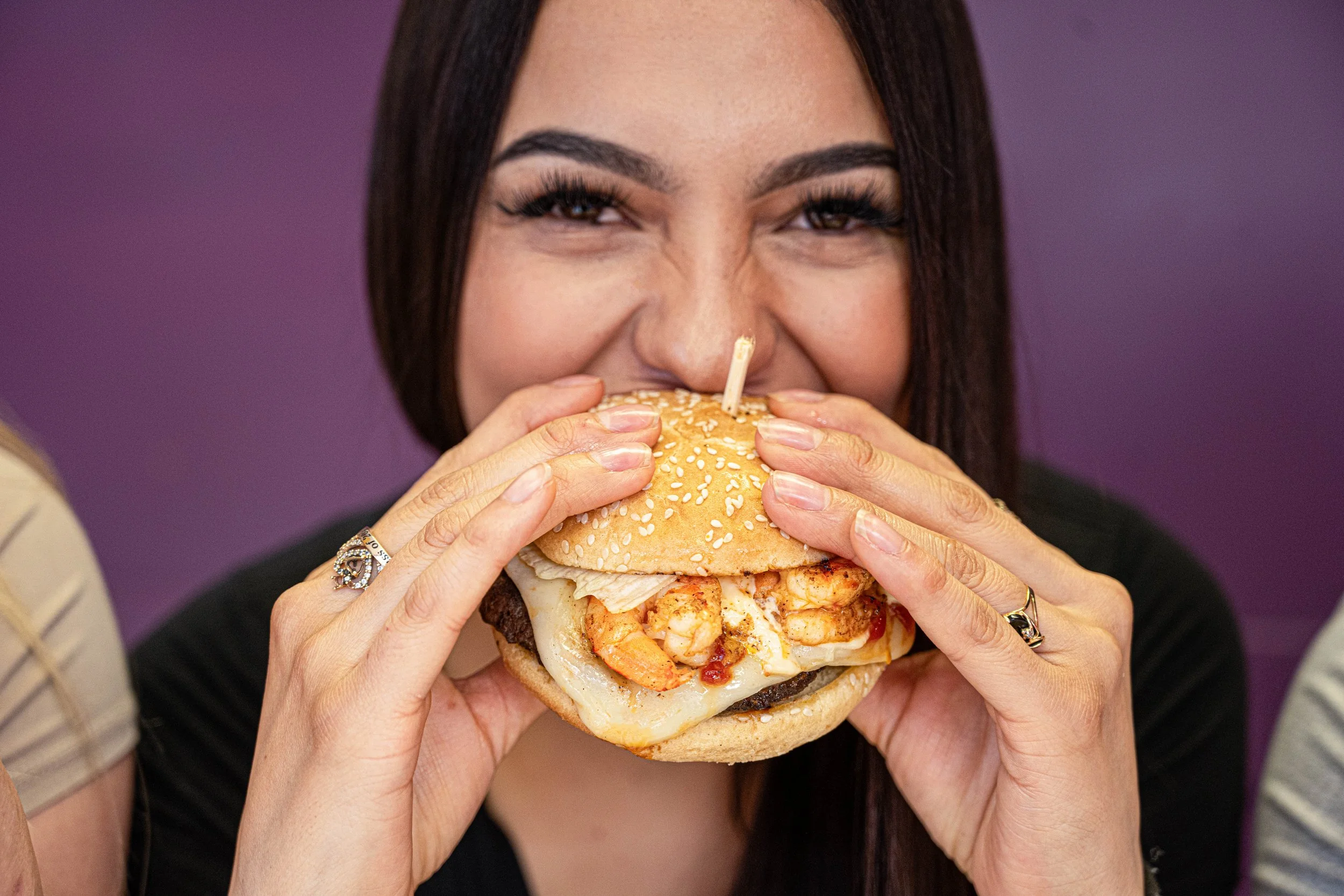 eating Hamburger-.jpg