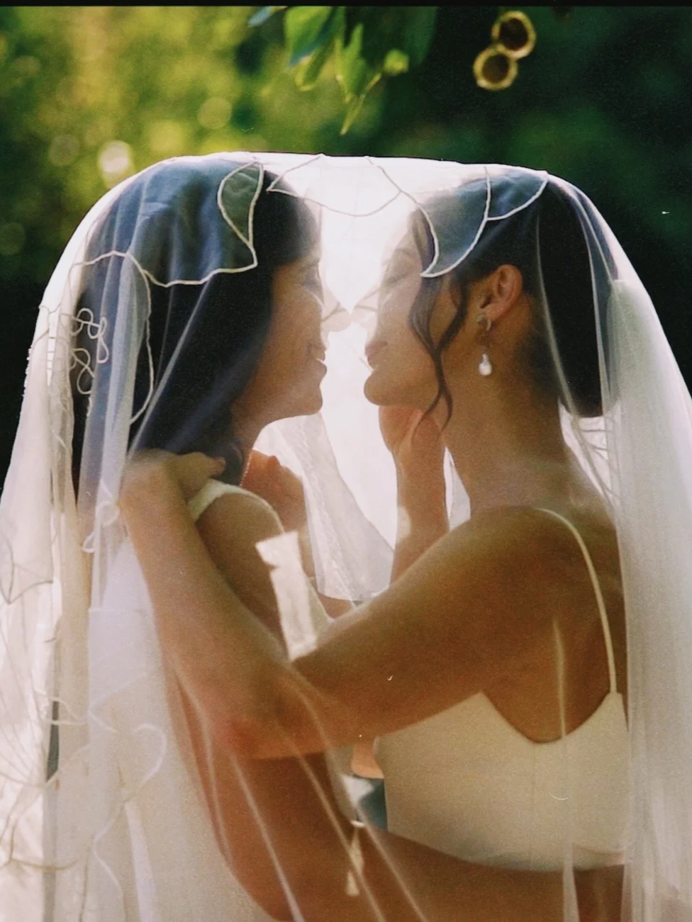duas noivas no dia do casamento na quinta do hespanhol