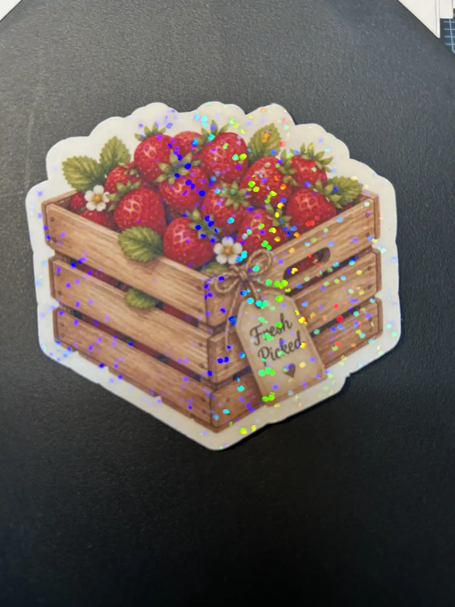 resizeplus_strawberry crate sticker.webp