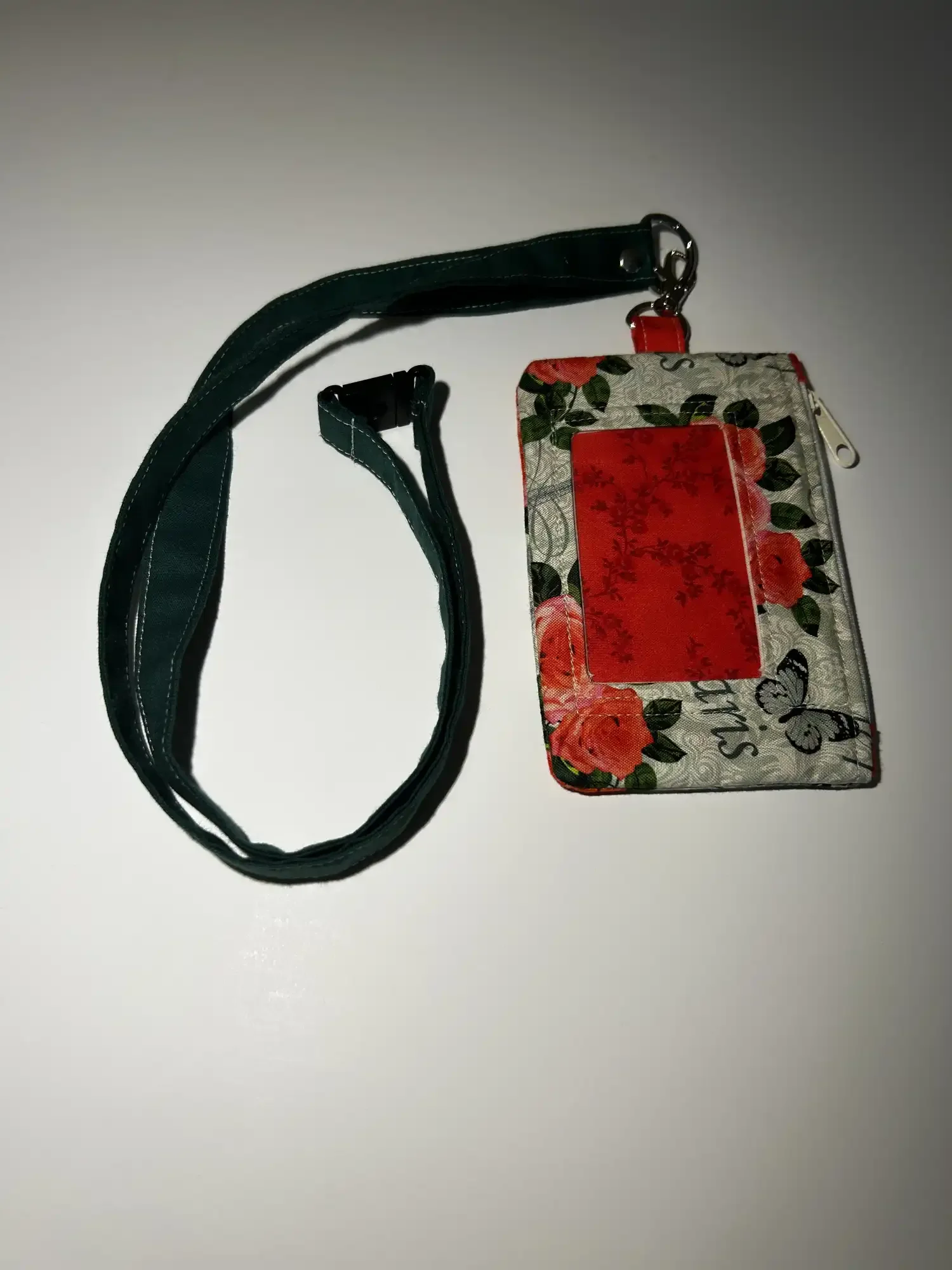 resizeplus_PARIS RED.webp