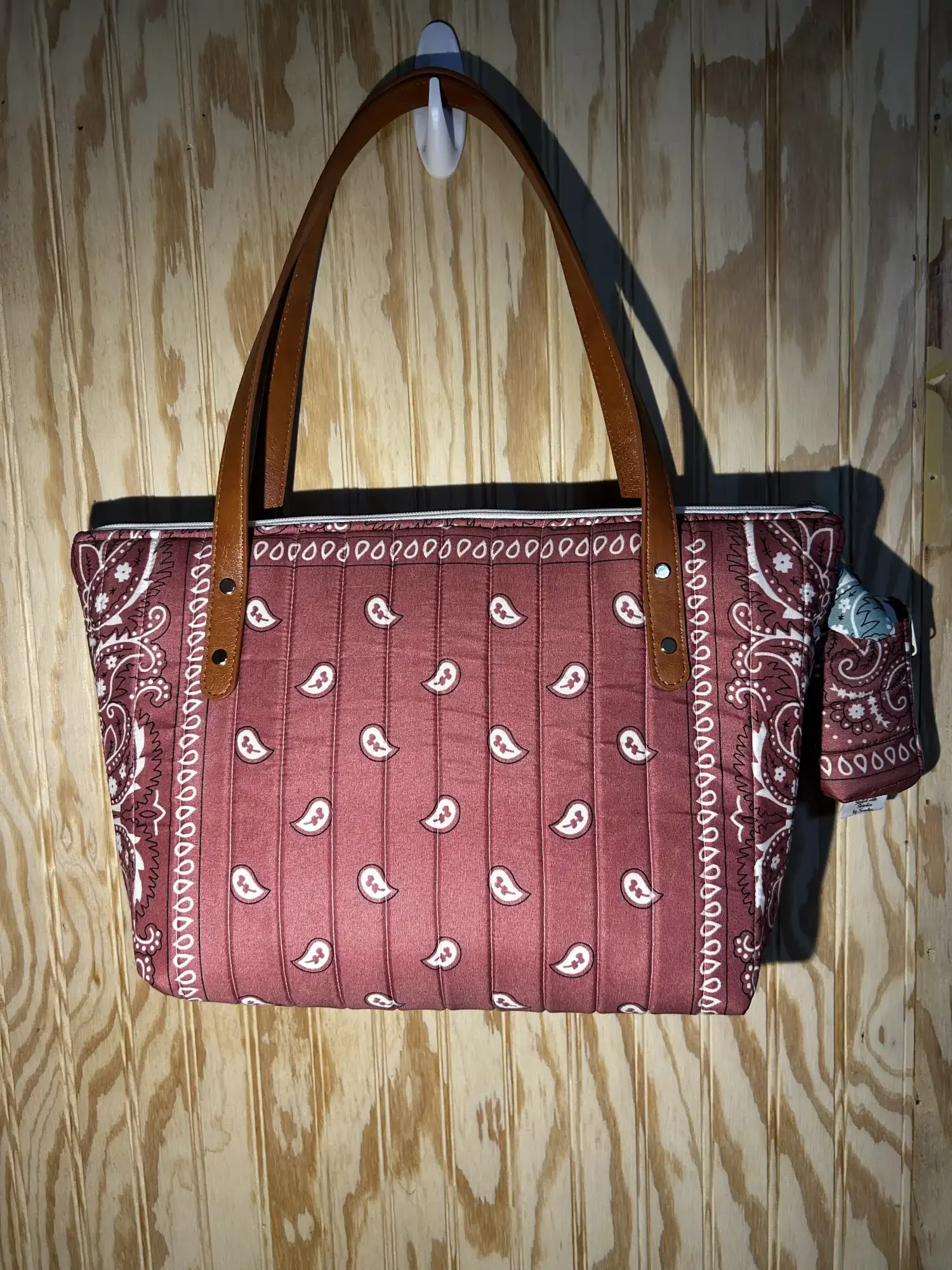 resizeplus_20261013_014526589_pink tote.webp