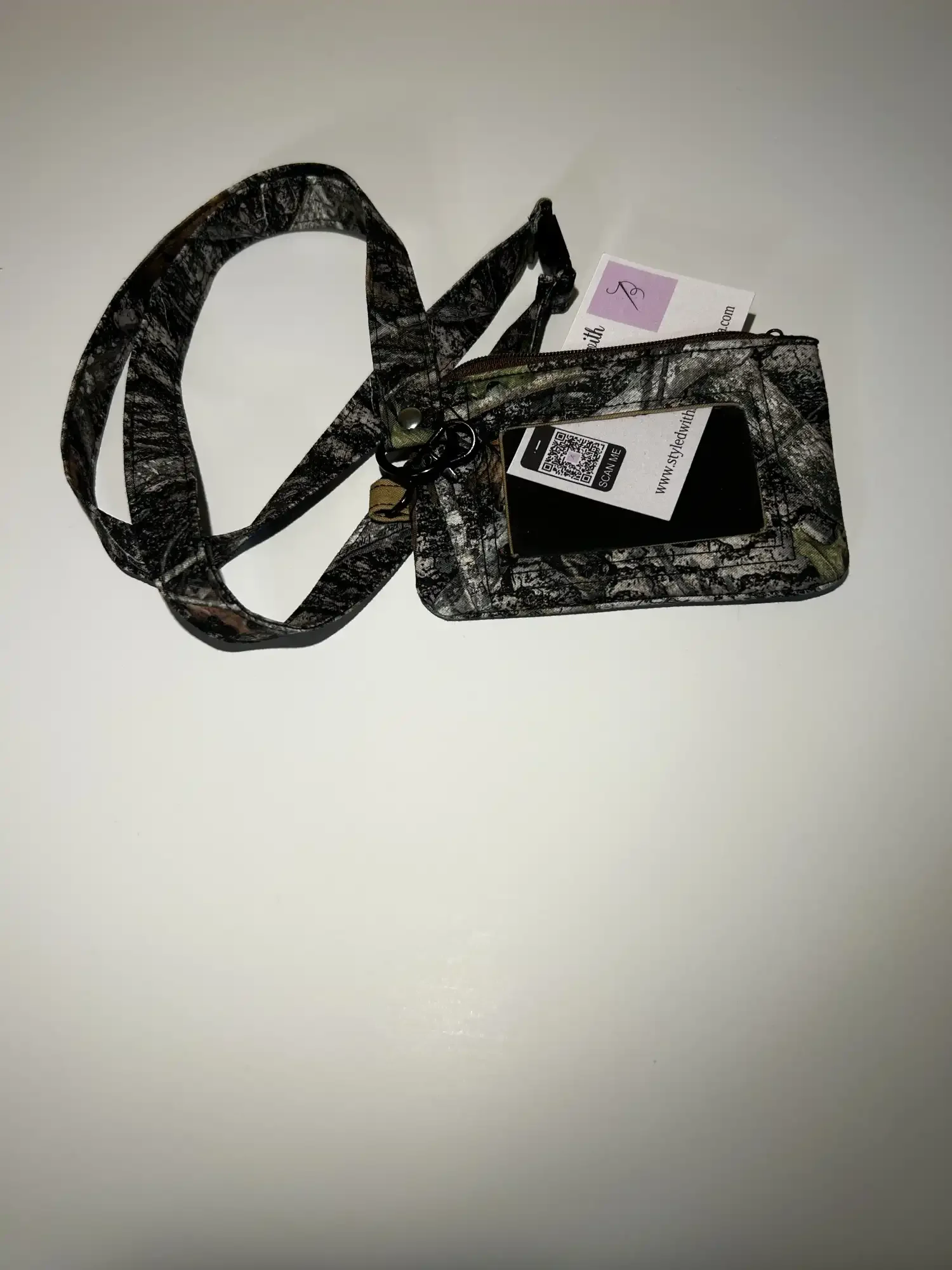 resizeplus_CAMO ID 3.webp