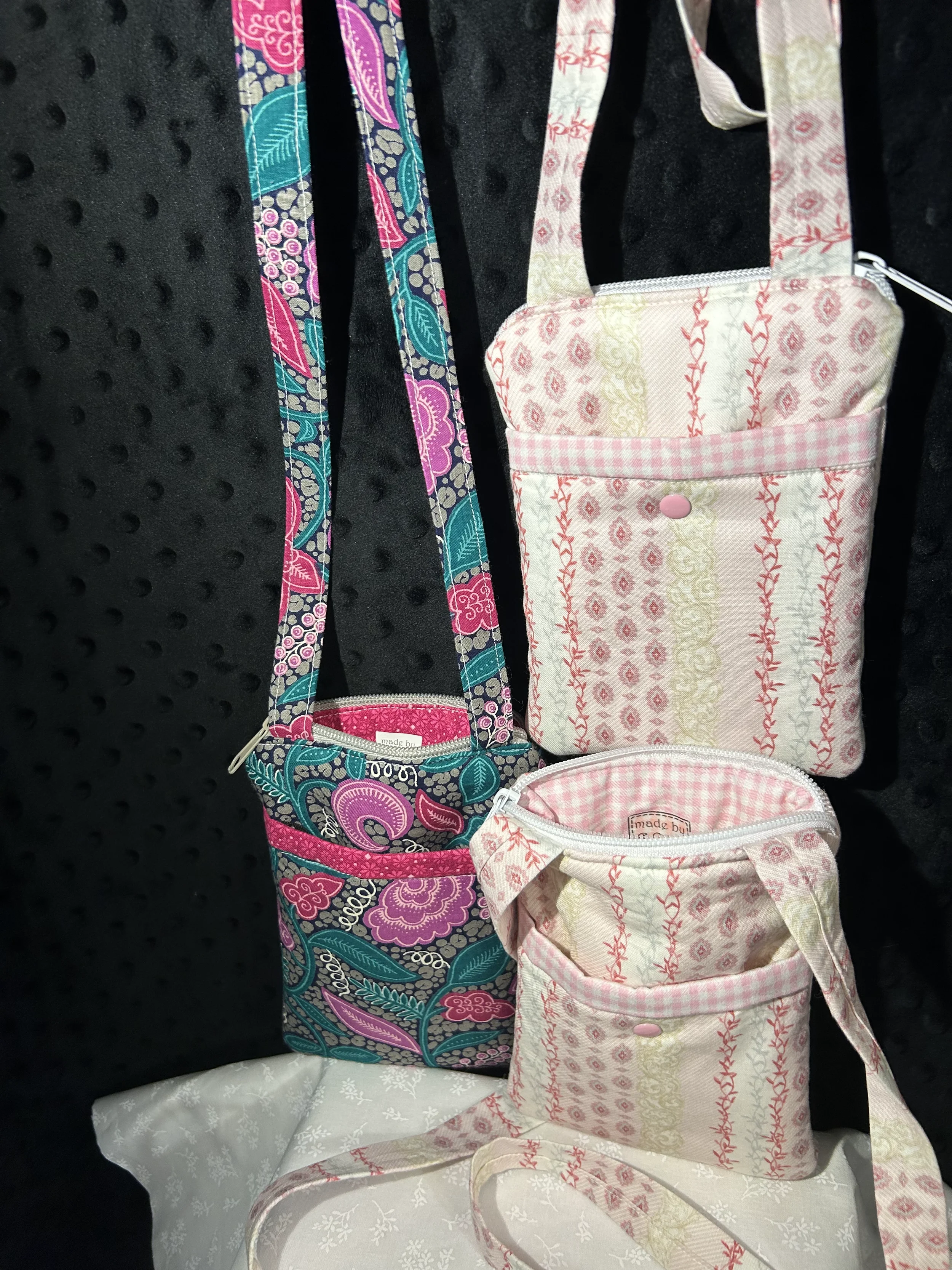 Addison cellphone bag.webp