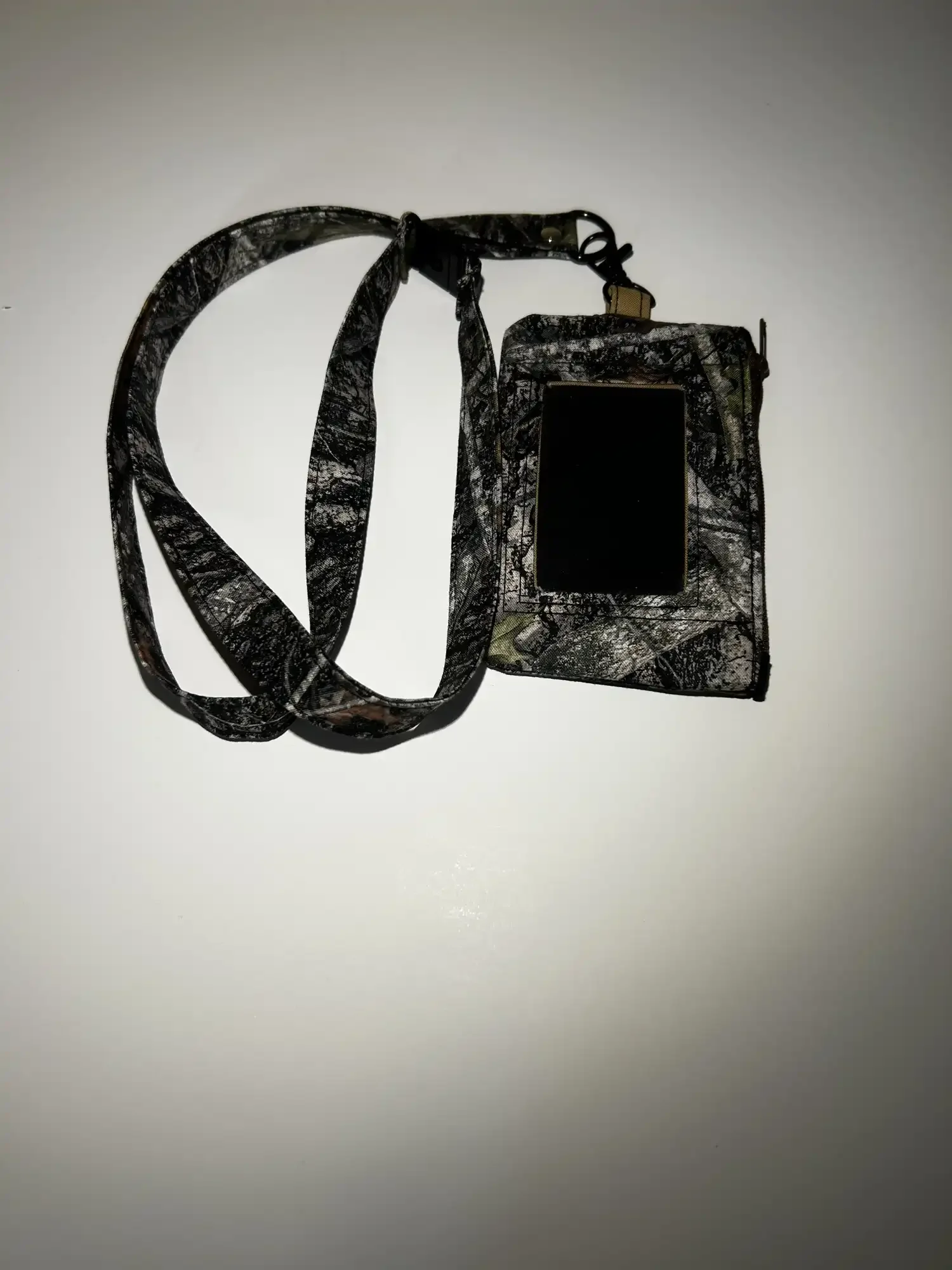 resizeplus_CAMO ID 1.webp