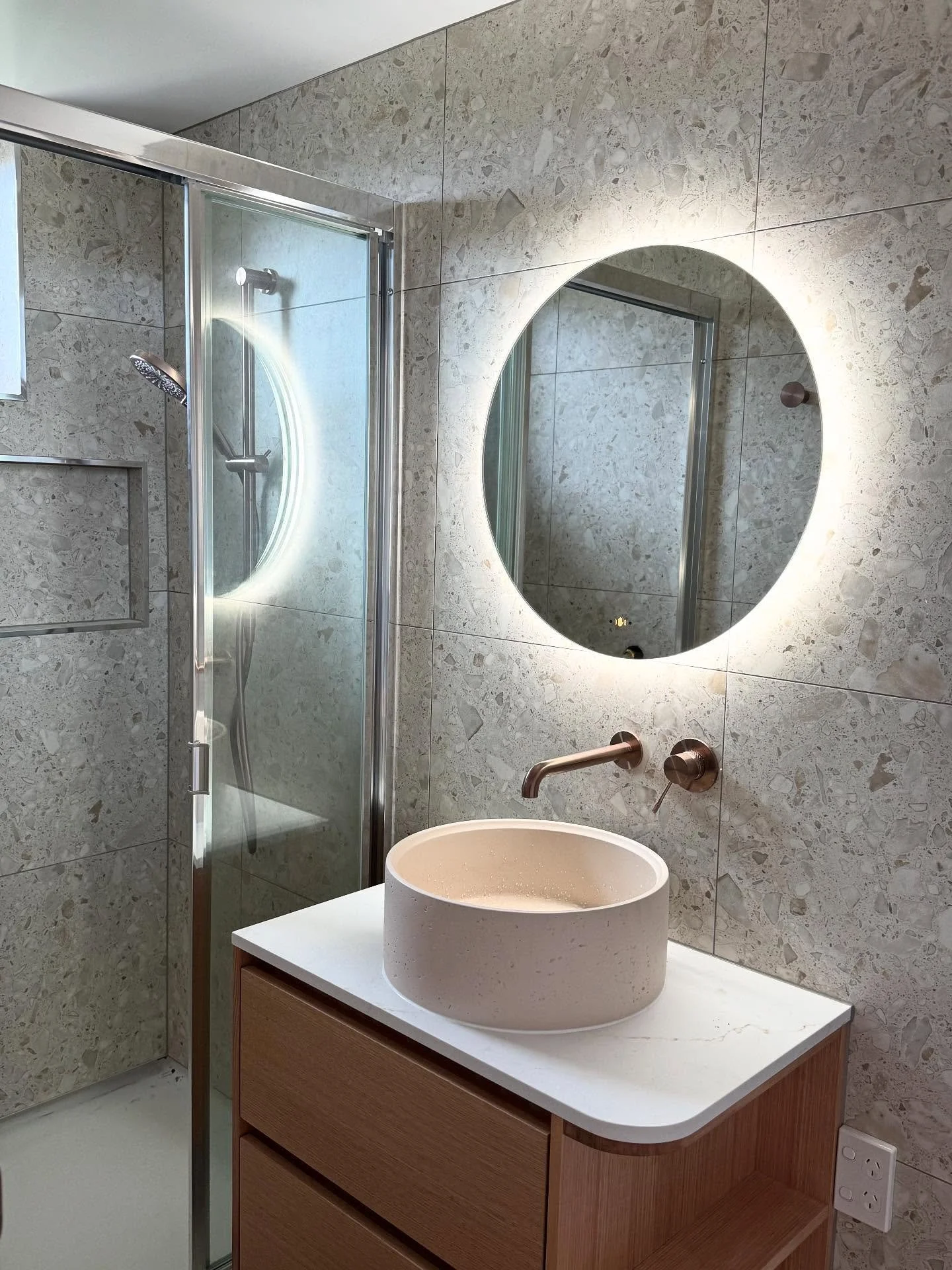 bathroom renovation tom pybus hobart tasmania