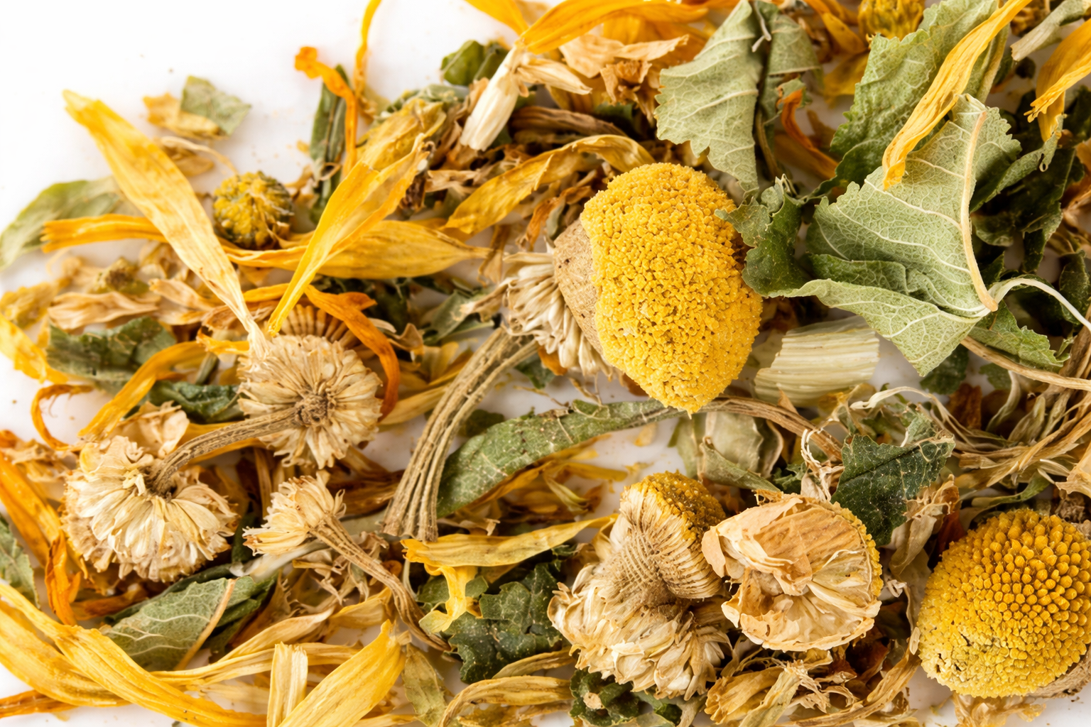 Sleep Dreams Tea herbal loose leaf tea blend showing chamomile and dried herbs