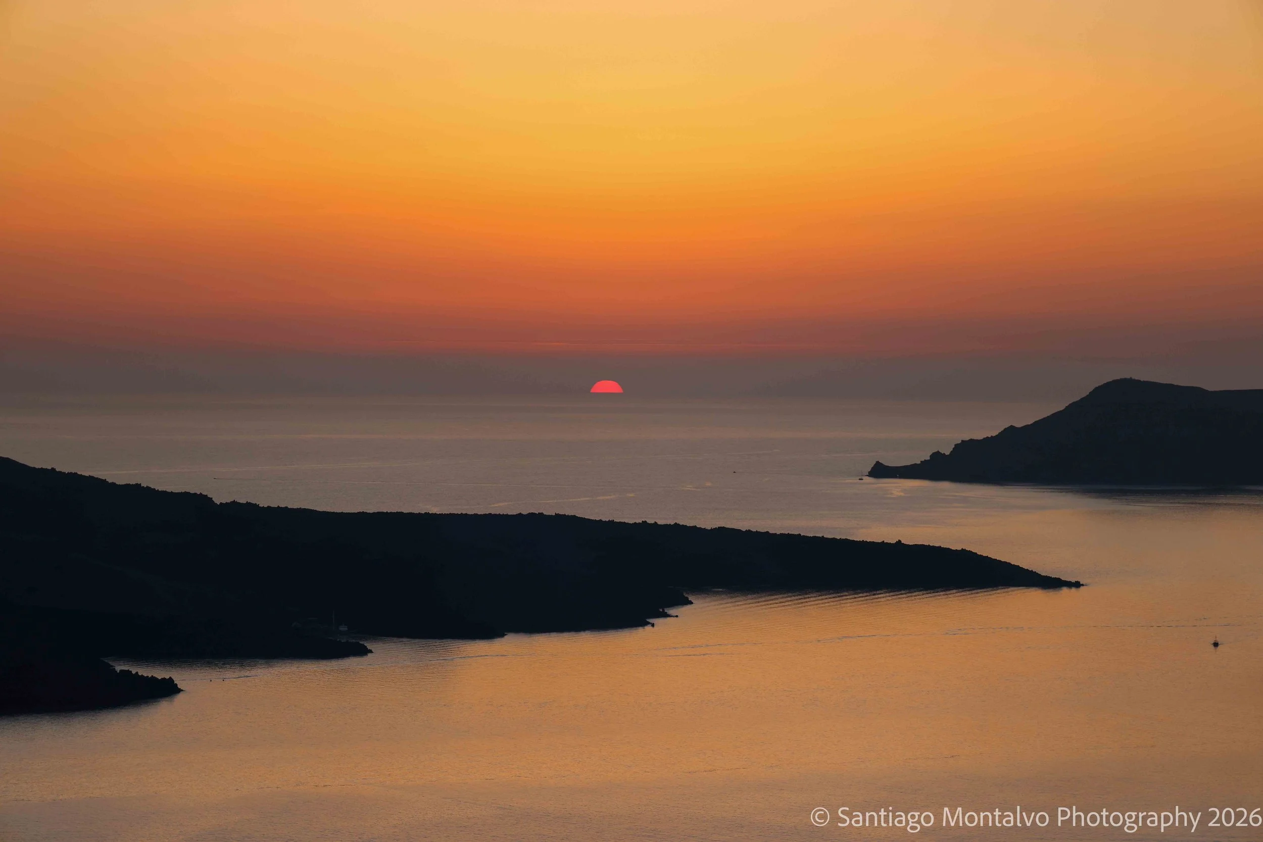 Santorini Sunset 2021-20.jpg
